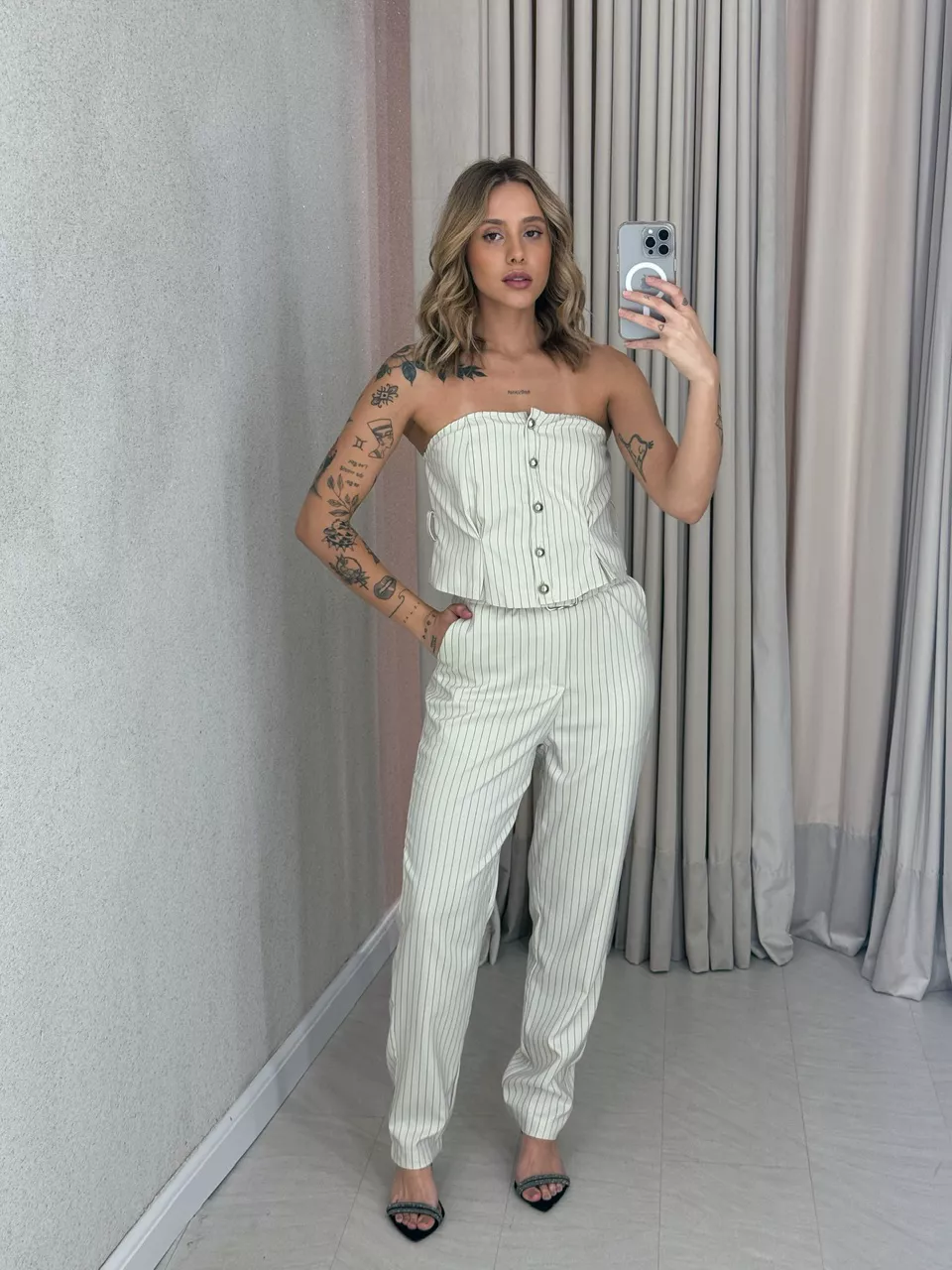 CONJUNTO PALOMA RISCA DE GIZ Marfim - 0057820056 - CAROLLA FERRARO