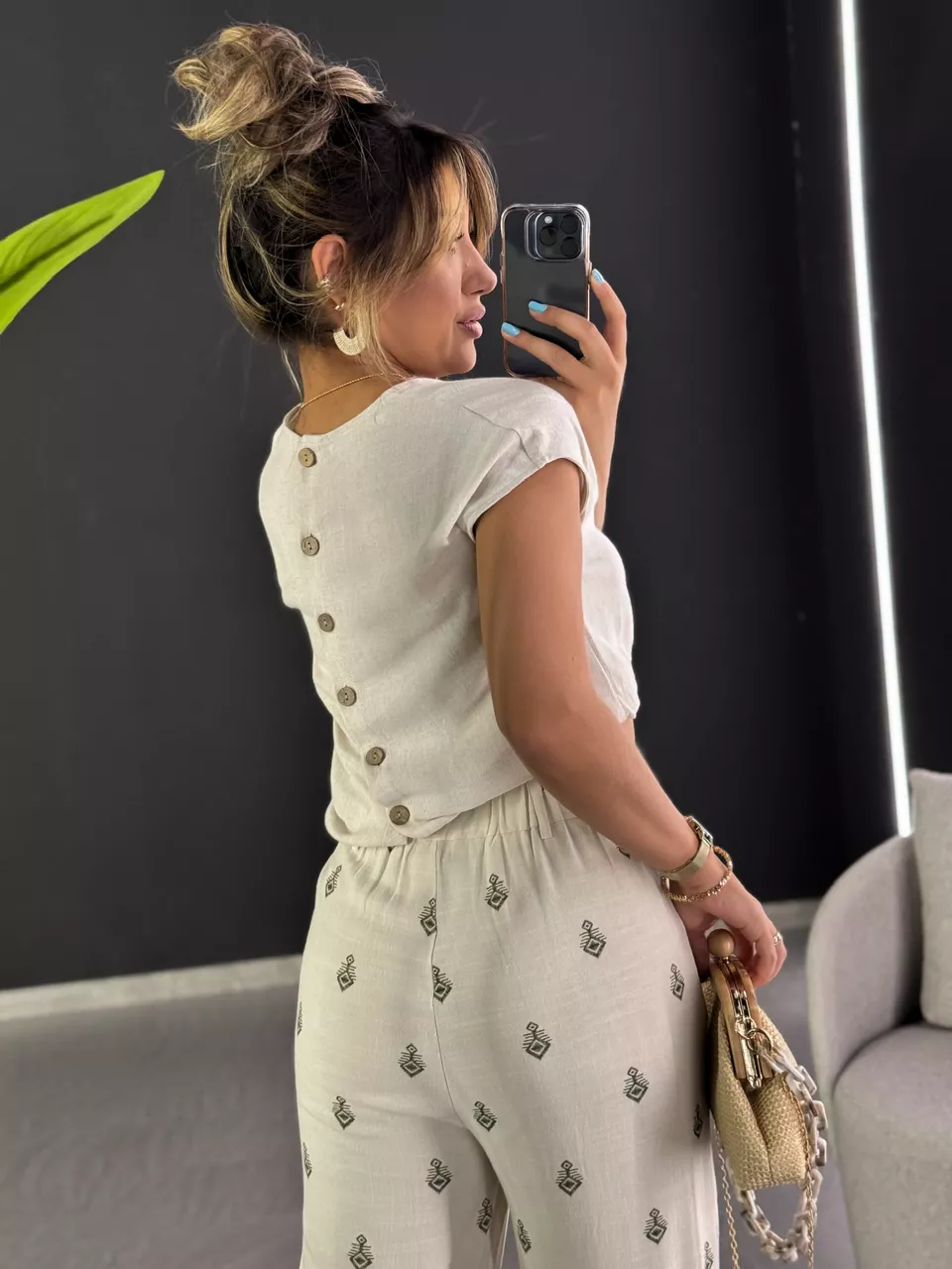 BLUSA BOTÕES COSTAS CRU