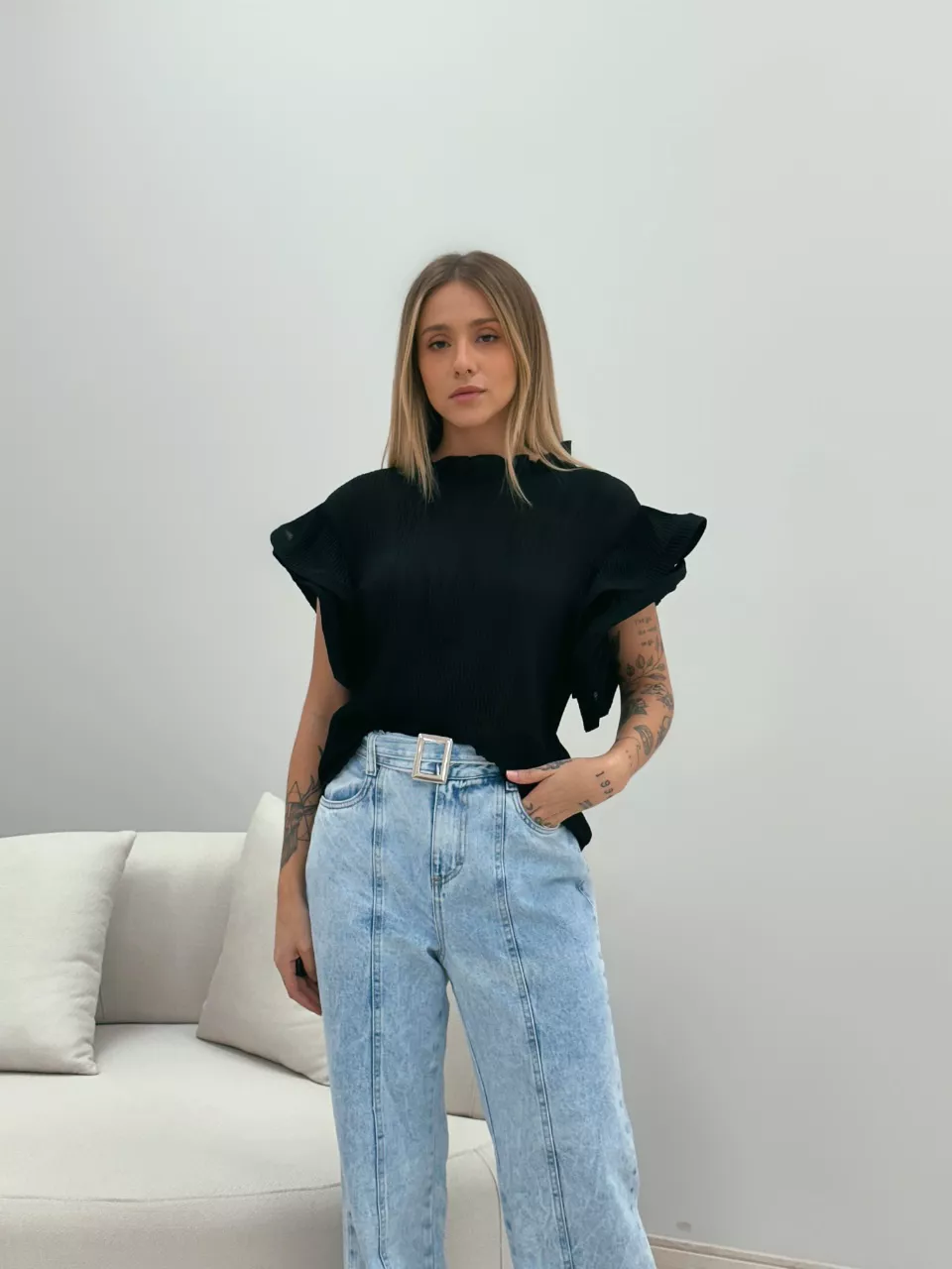 BLUSA BIANCA PLISSADA PRETA - 0049110033 - CAROLLA FERRARO