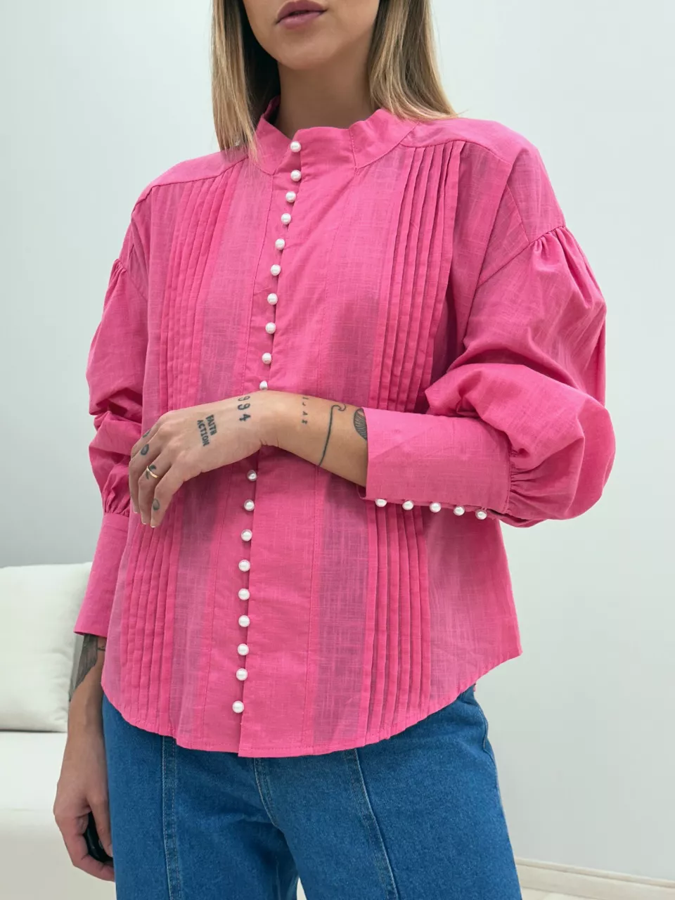 CAMISA BOTÕES PÉROLA ROSA