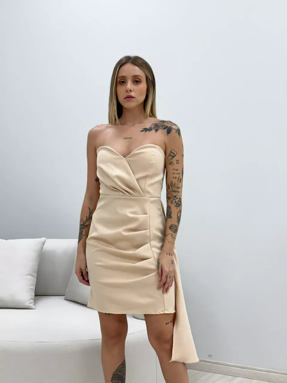 VESTIDO ISABELA CURTO NUDE - 0049130049 - CAROLLA FERRARO