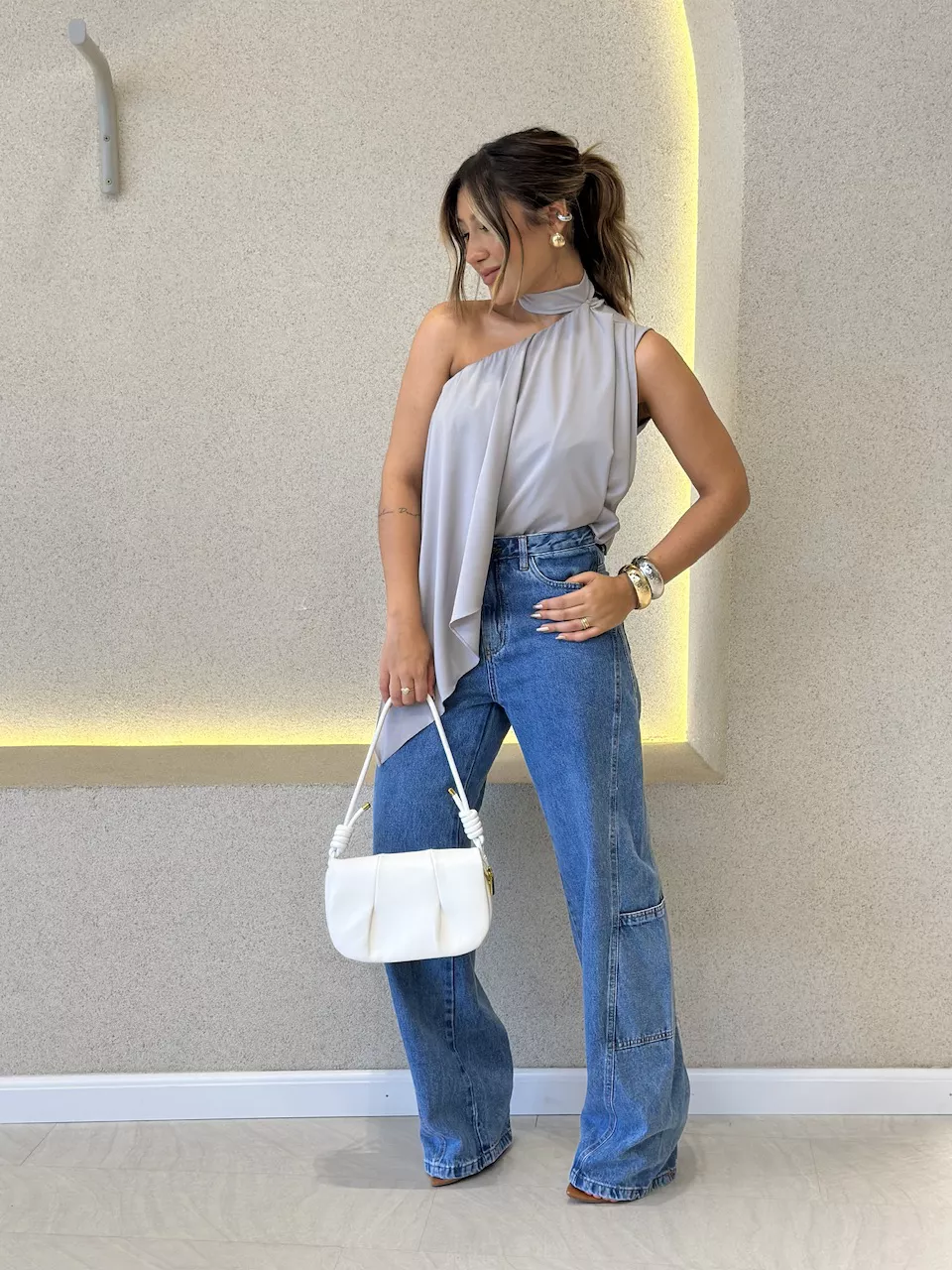 CALÇA ISA WIDE LEG BOLSO JEANS MÉDIO