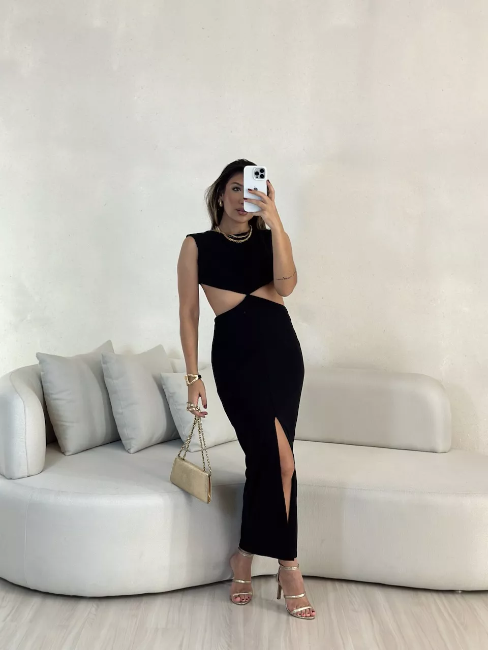 VESTIDO DETALHE VAZADO PRETO - 0053370032 - CAROLLA FERRARO