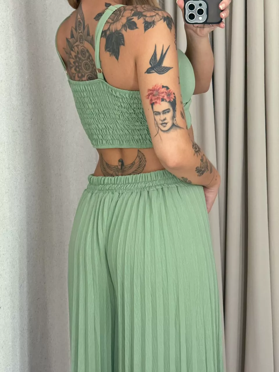 CONJUNTO FRANCINI PLISSADO VERDE
