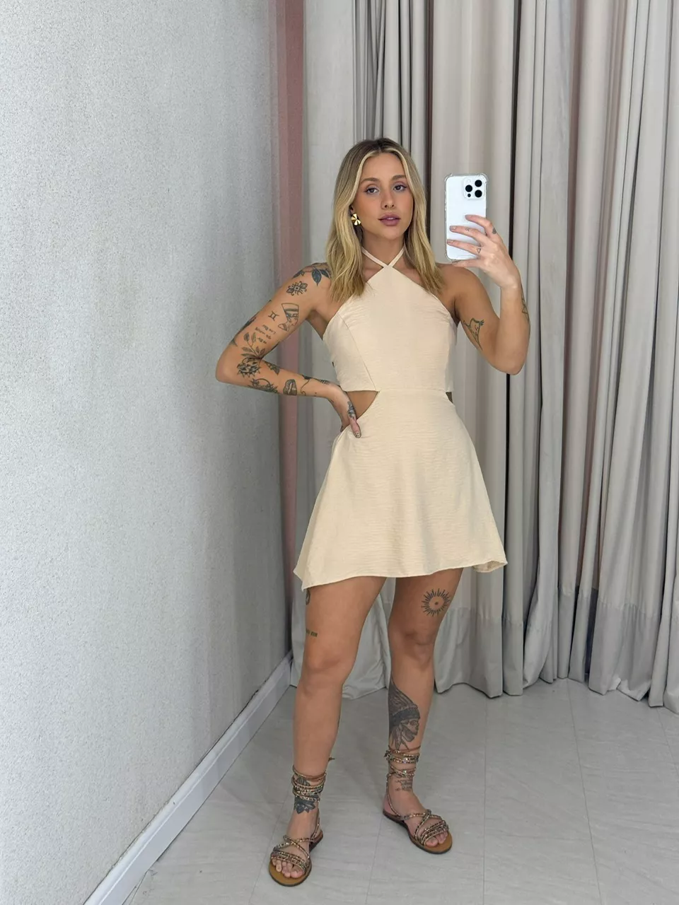 VESTIDO ELISE COSTAS ABERTAS AREIA - 0061700110 - CAROLLA FERRARO