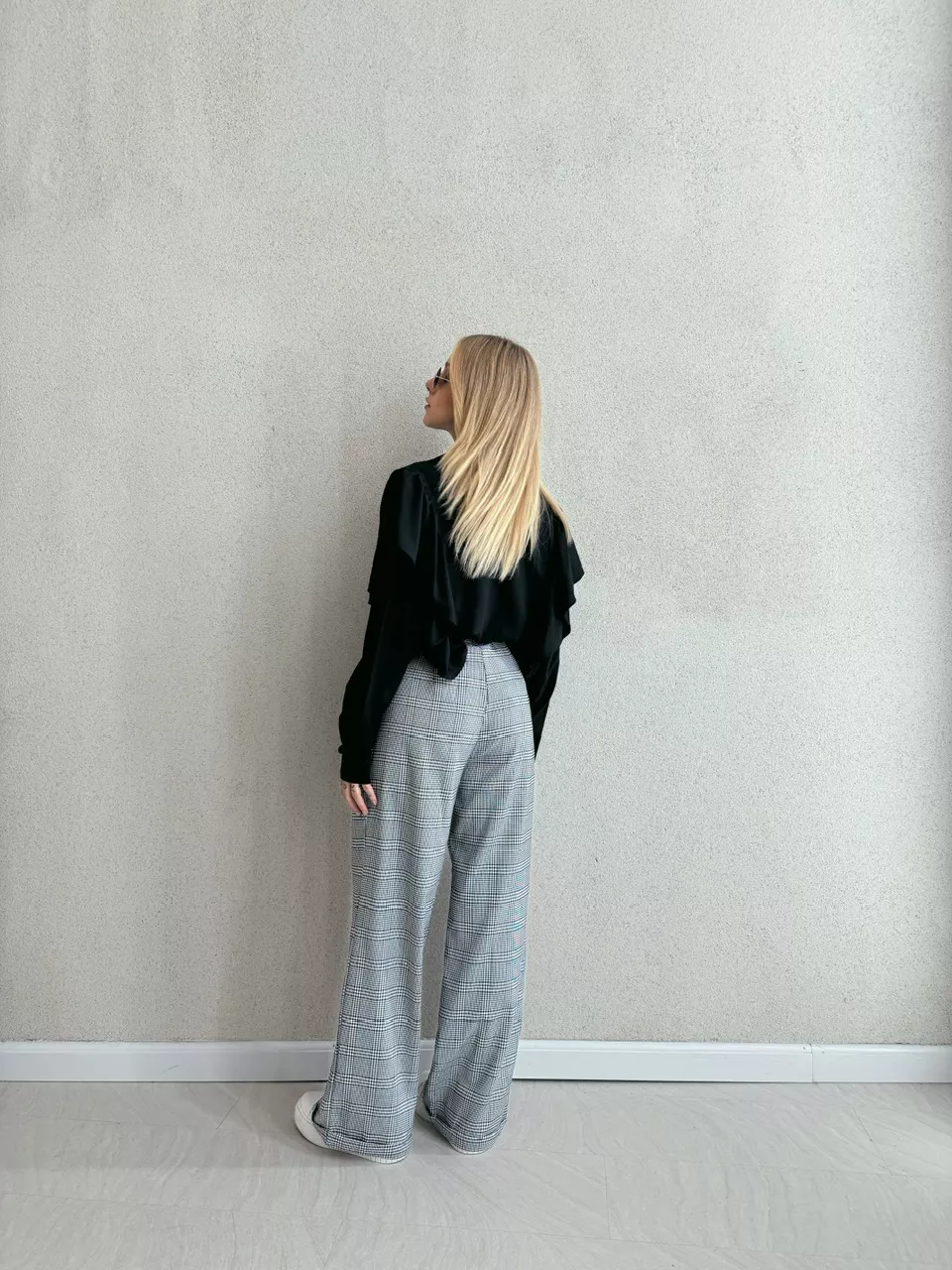 CALÇA XADREZ COM CINTO PRETA