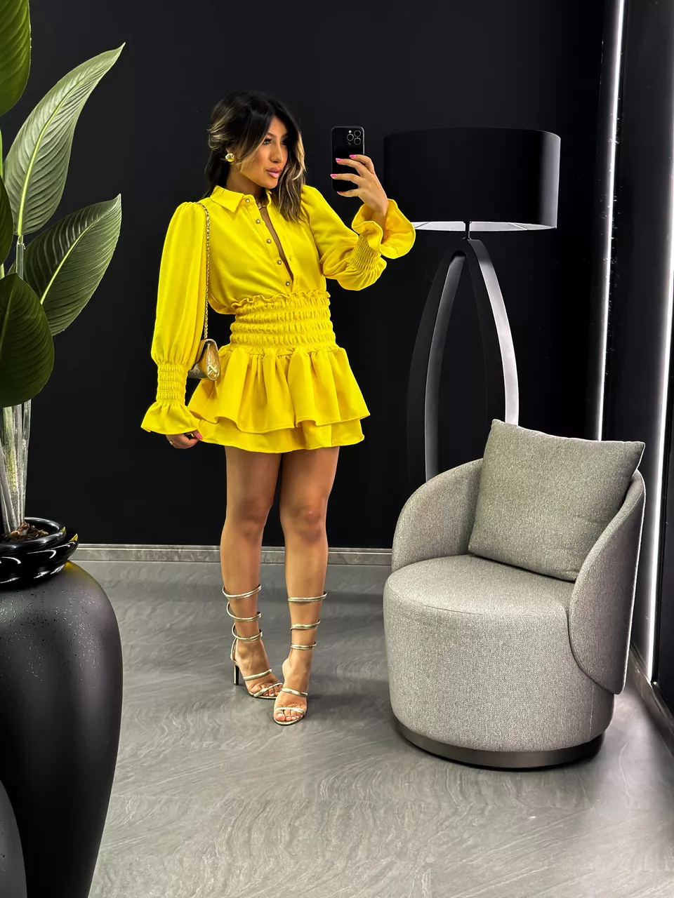 CONJUNTO SAIA LASTEX BABADO AMARELO
