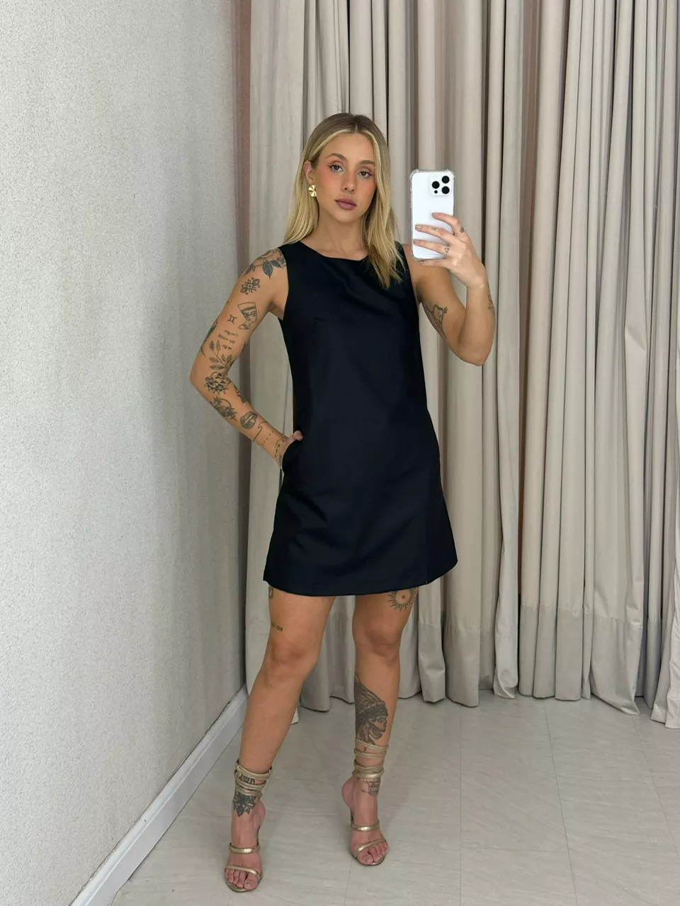 VESTIDO SAMIRA CURTO PRETO - 0061810032 - CAROLLA FERRARO