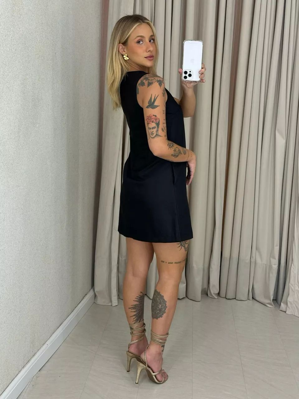 VESTIDO SAMIRA CURTO PRETO