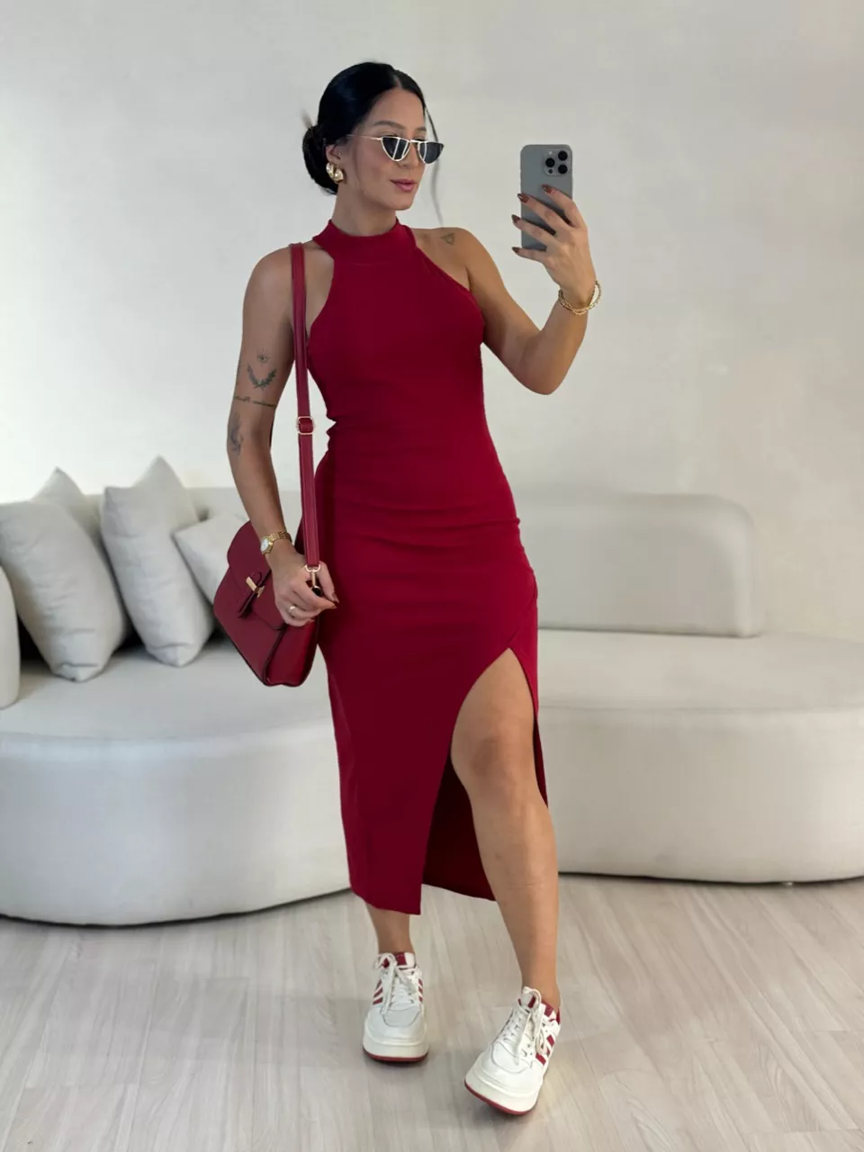 VESTIDO FÁTIMA MIDI FENDA VERMELHO