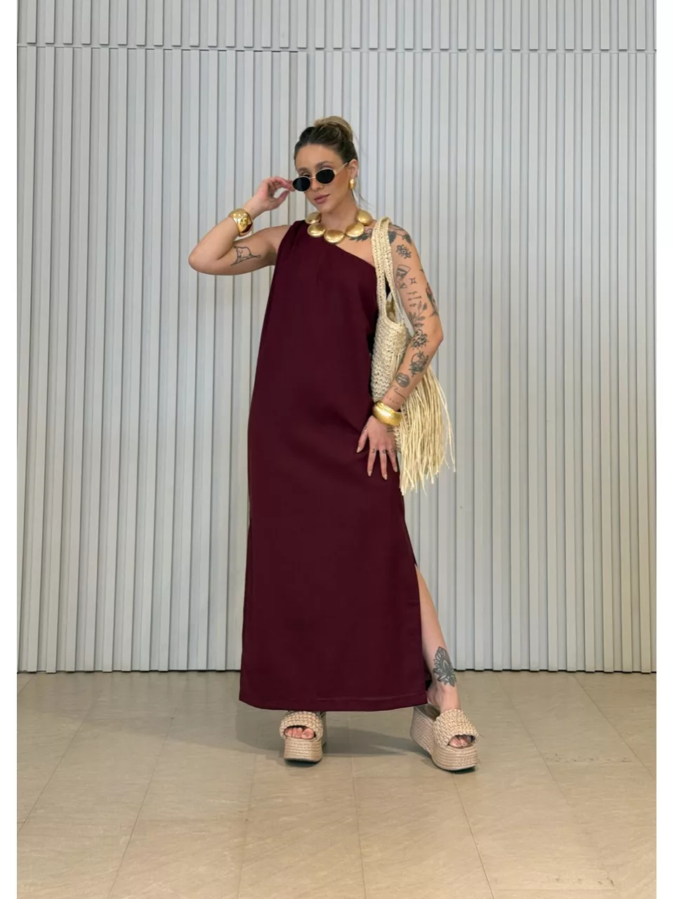 VESTIDO ROSANGELA NULA MANGA VINHO - 0068330168 - CAROLLA FERRARO