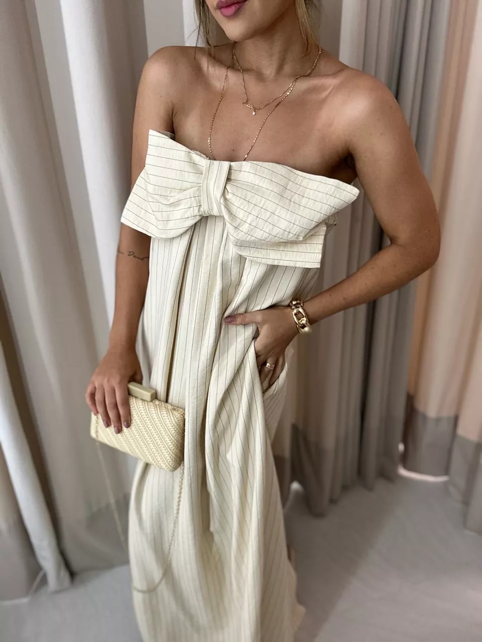 VESTIDO LAÇO RISCA DE GIZ MARFIM