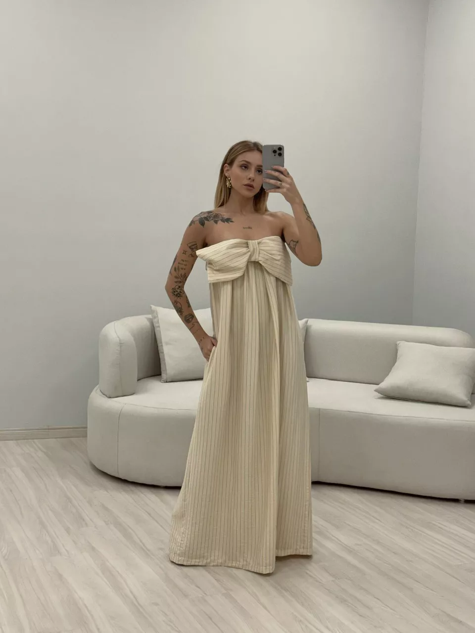 VESTIDO LAÇO RISCA DE GIZ MARFIM