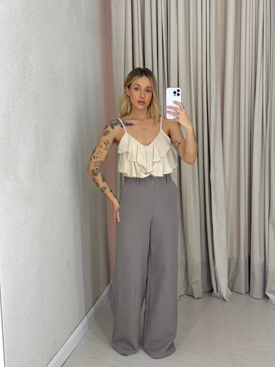 CALÇA MARIA EDUARDA PANTALONA CINZA