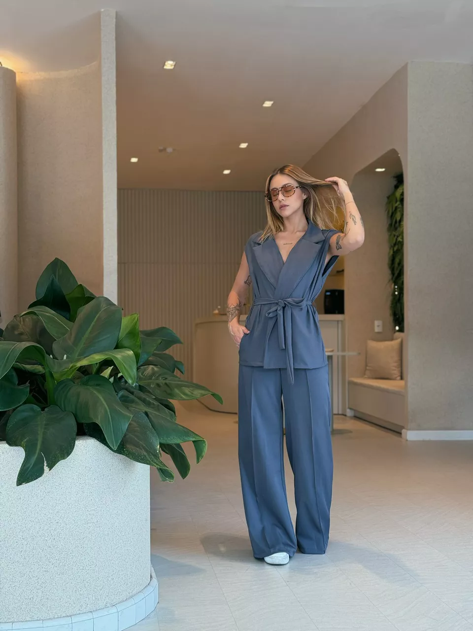 CONJUNTO ÍSIS COLETE CINZA
