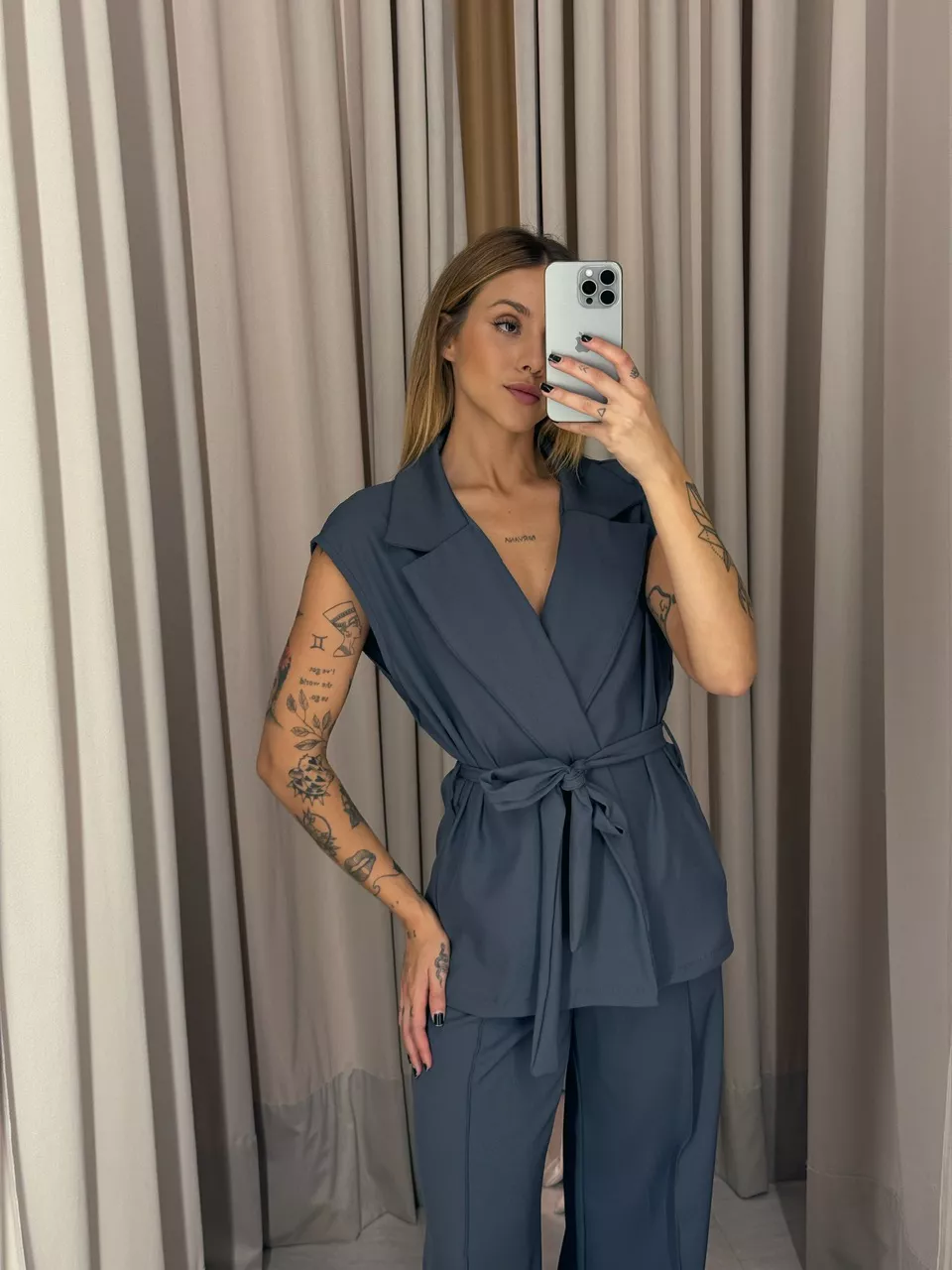 CONJUNTO ÍSIS COLETE CINZA