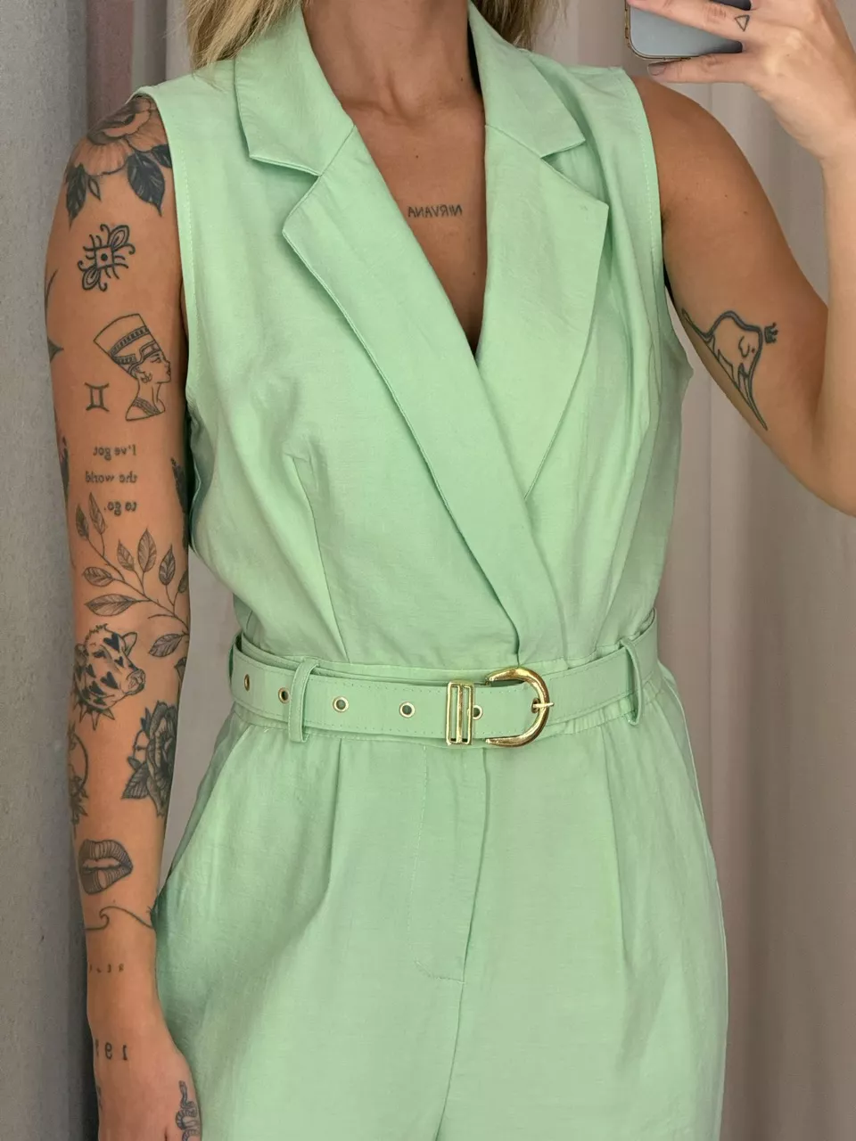MACACÃO NATASHA CINTO VERDE