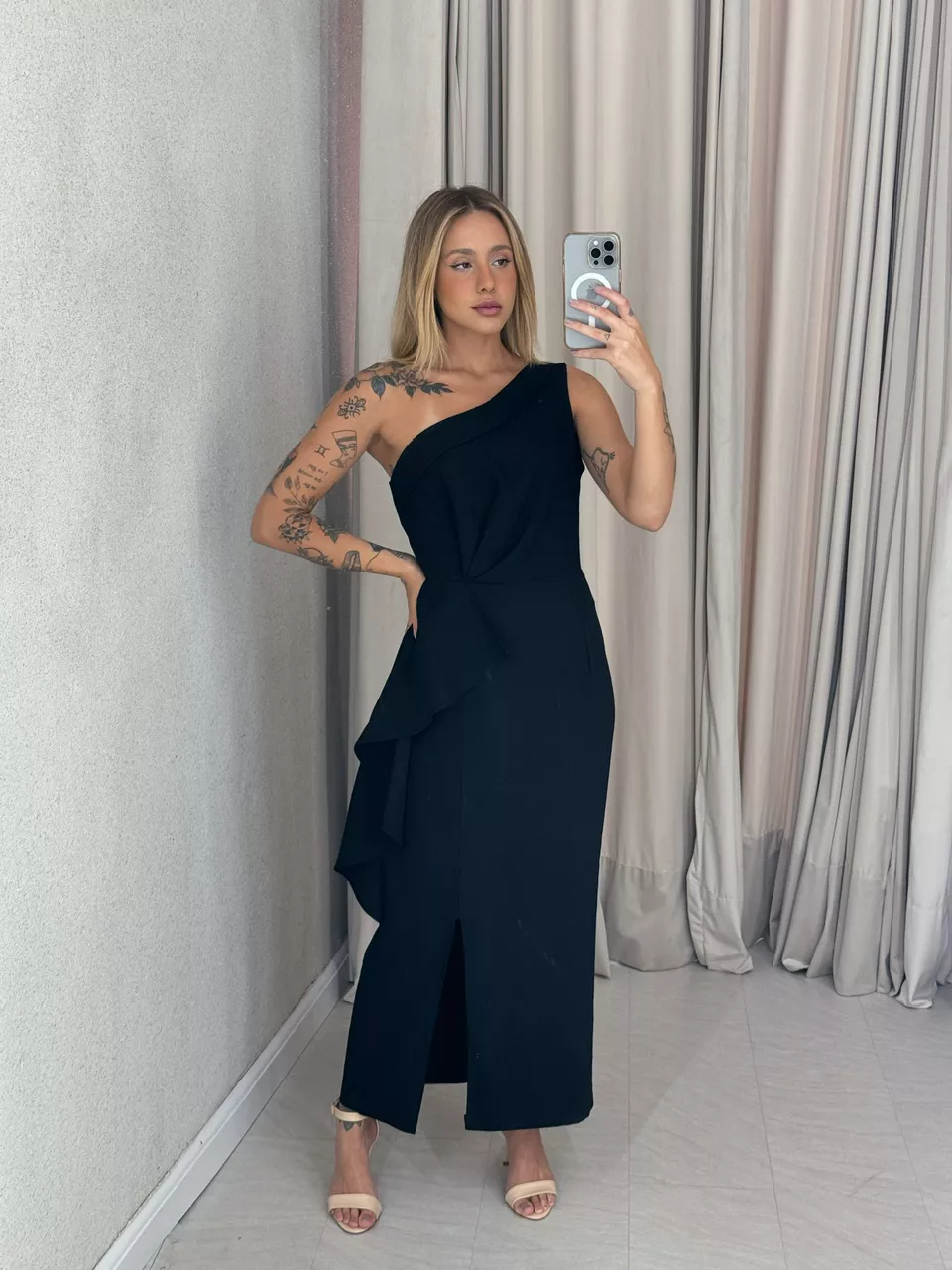 VESTIDO SILVANA NULA MANGA PRETO - 0059030032 - CAROLLA FERRARO