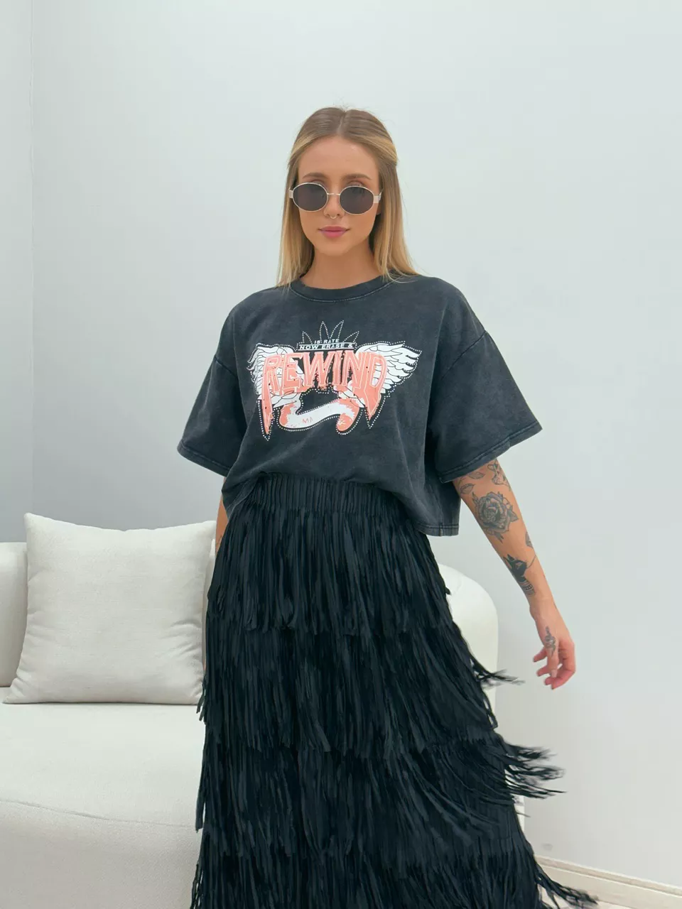 T-SHIRT REWIND PRETA - 0048140033 - CAROLLA FERRARO