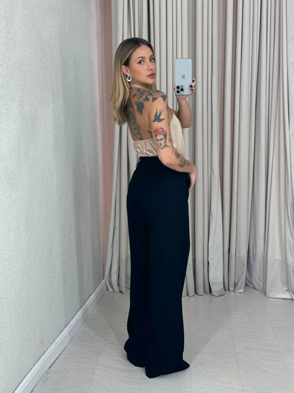 CALÇA MARIA EDUARDA PANTALONA Preta