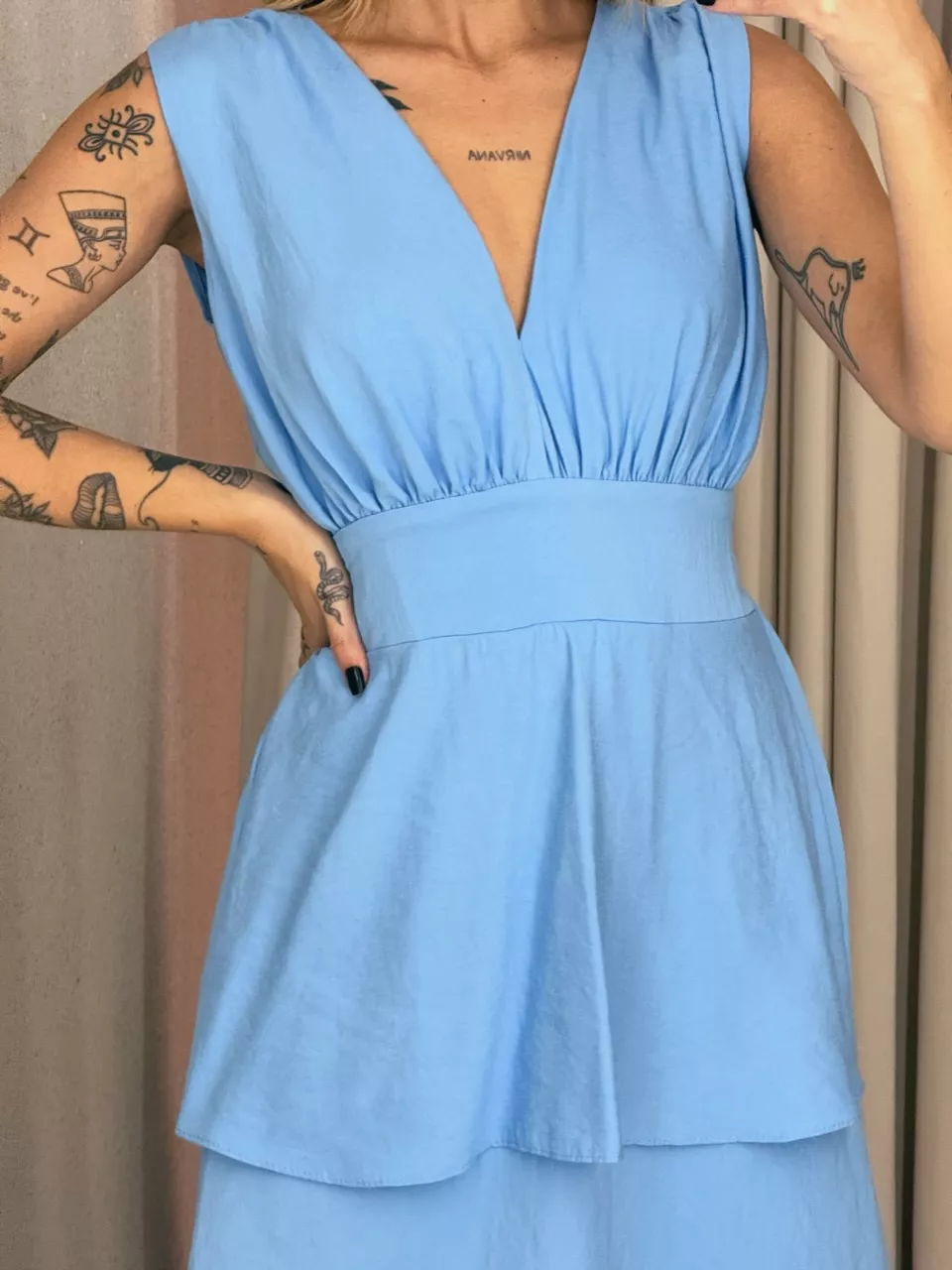 VESTIDO CLARA BABADOS AZUL