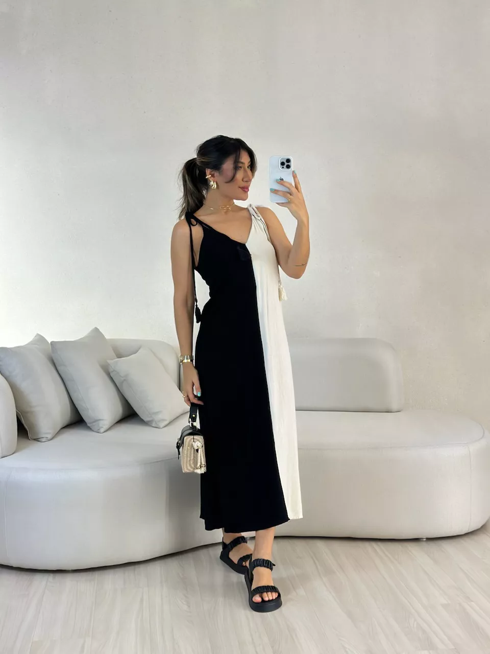 VESTIDO ALÇA BICOLOR PRETO - 0055940032 - CAROLLA FERRARO