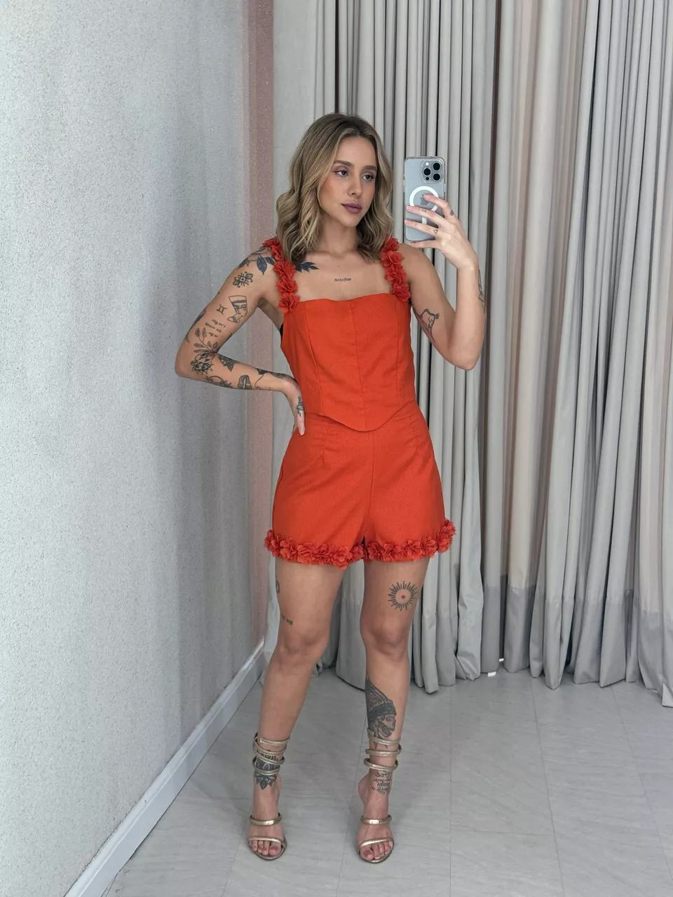 CONJUNTO BABI SHORT FLORES BARRA TERRA COTA 