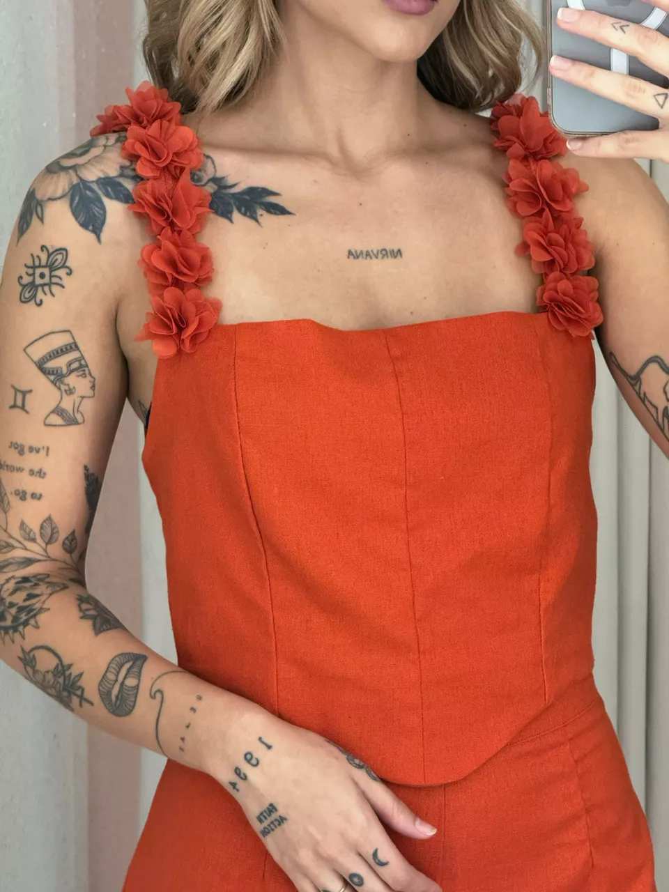 CONJUNTO BABI SHORT FLORES BARRA TERRA COTA 