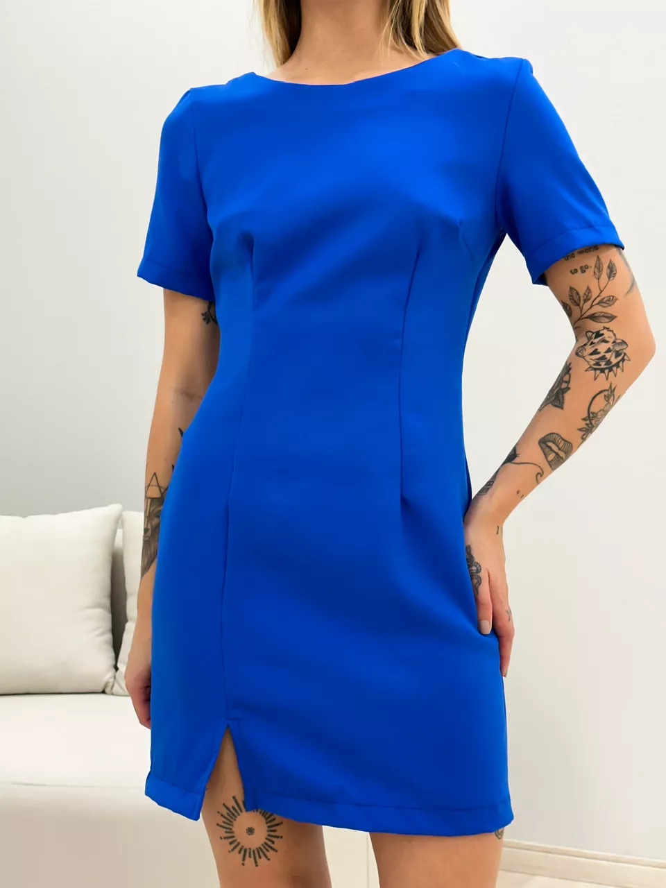 VESTIDO BÁSICO CURTO AZUL