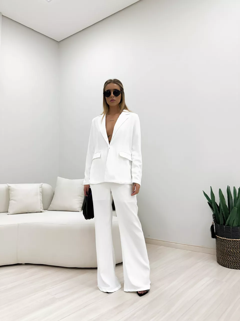 CONJUNTO BLAZER COM CALÇA OFF