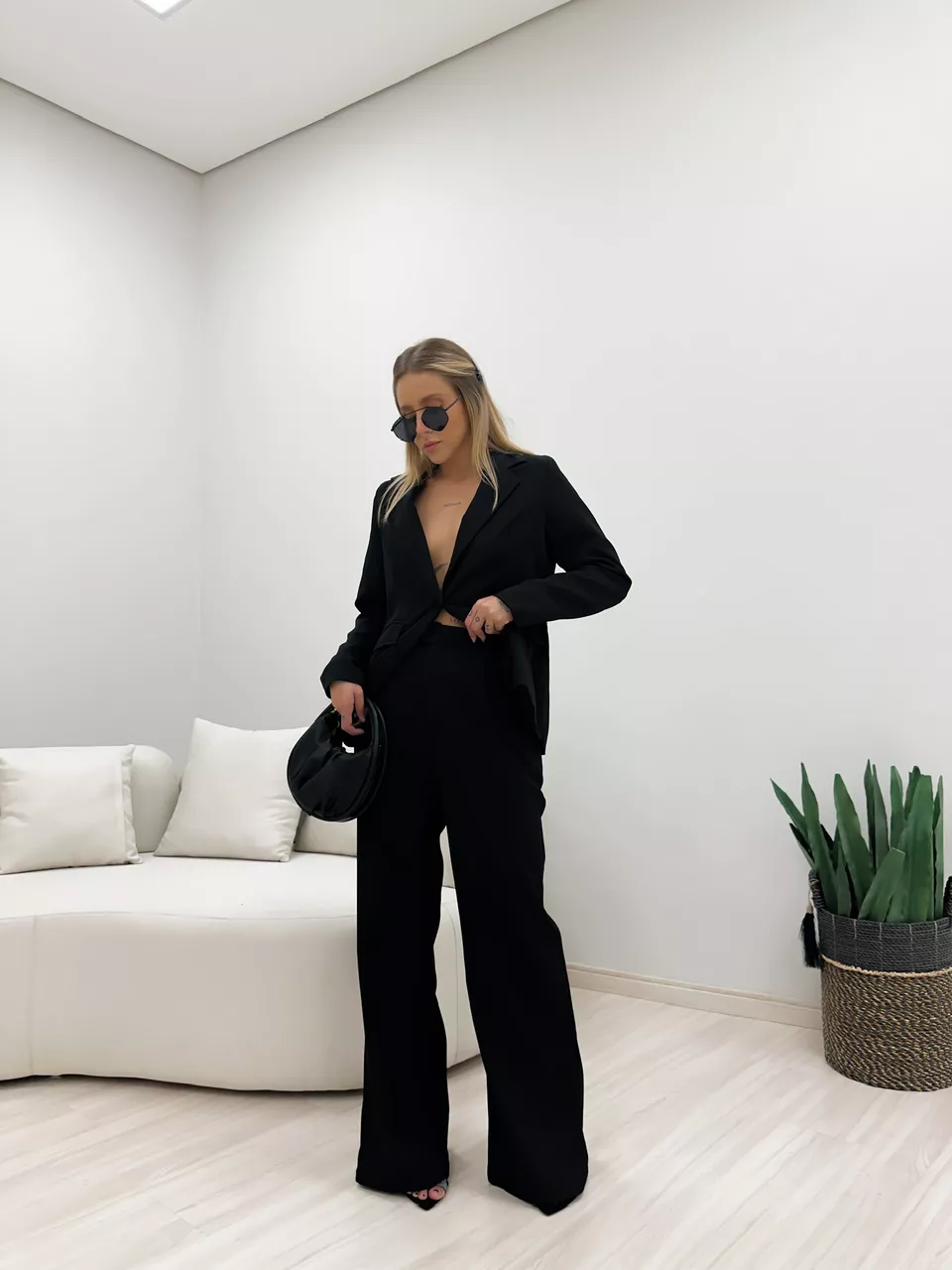 CONJUNTO BLAZER COM CALÇA PRETO