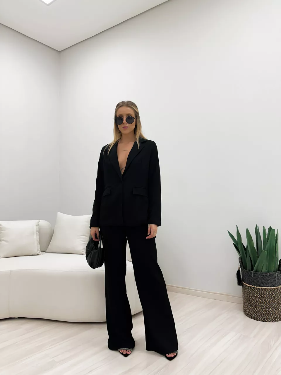 CONJUNTO BLAZER COM CALÇA PRETO