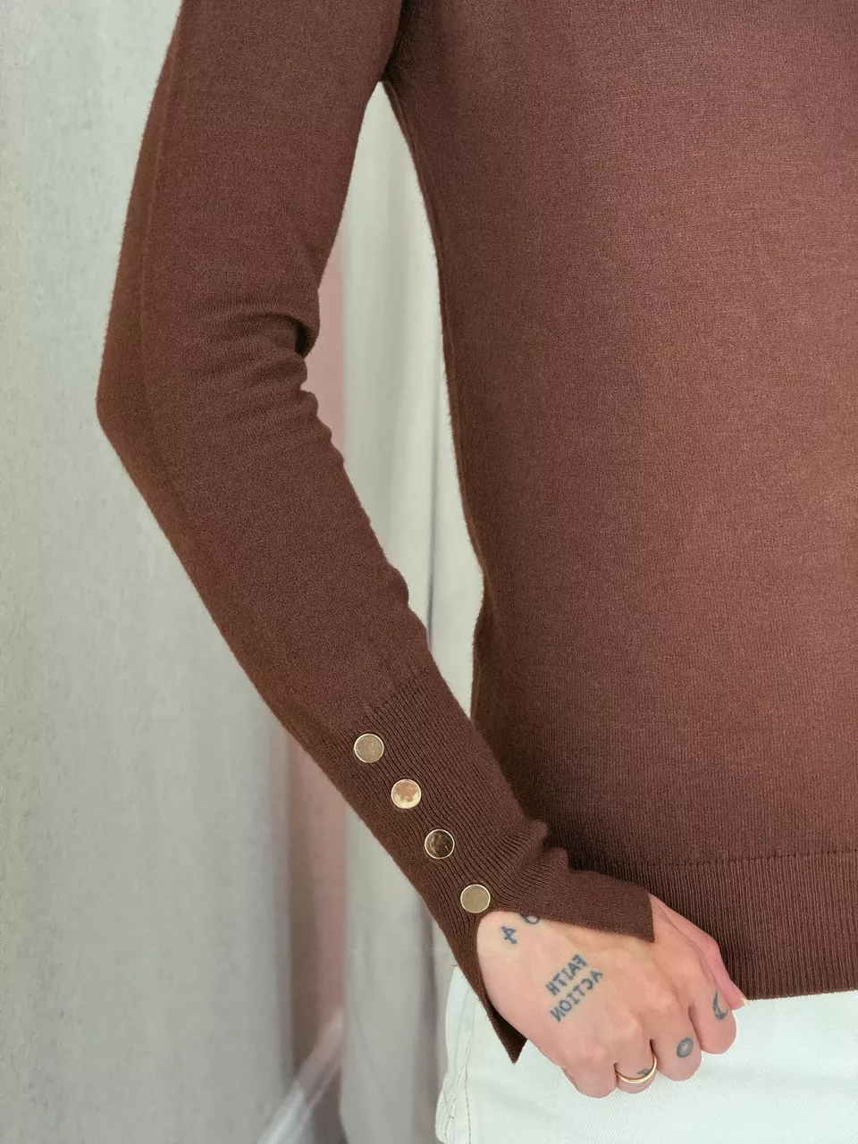 BLUSA VERÔNICA MANGA LONGA MARROM