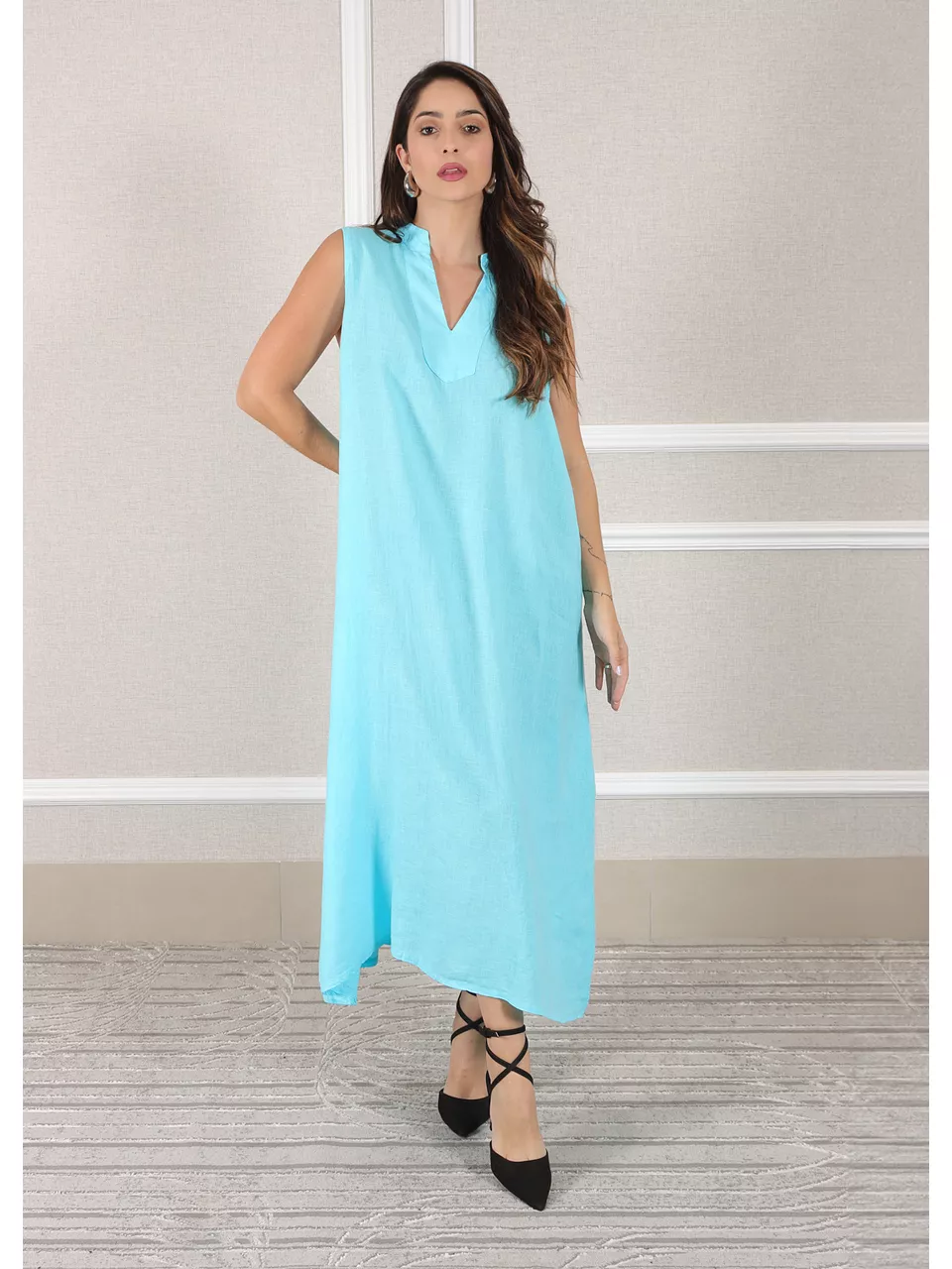 Vestido Luana Linho Italiano Azul Turquesa .