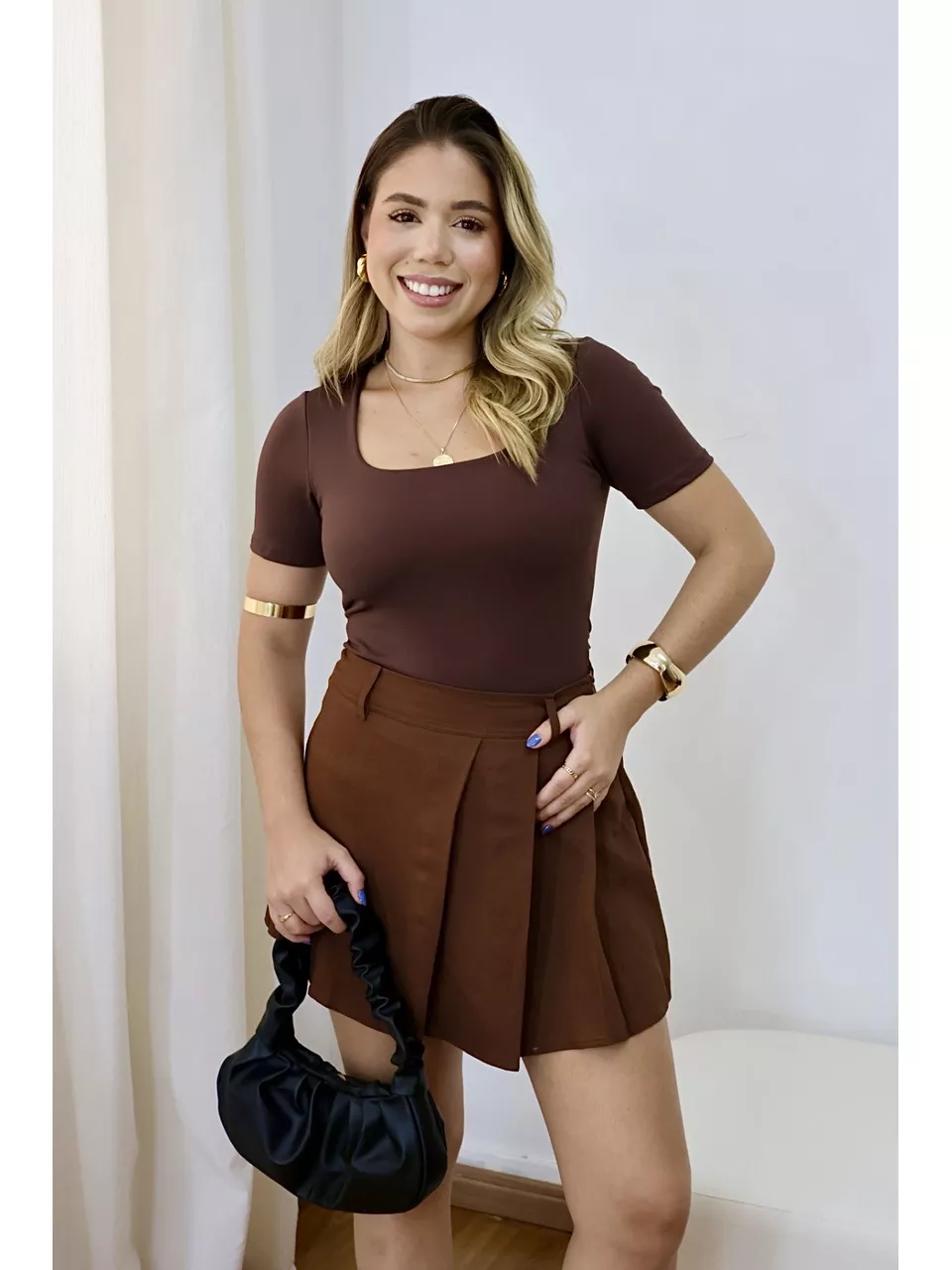 Blusa Feminina Decote Quadrado Marrom