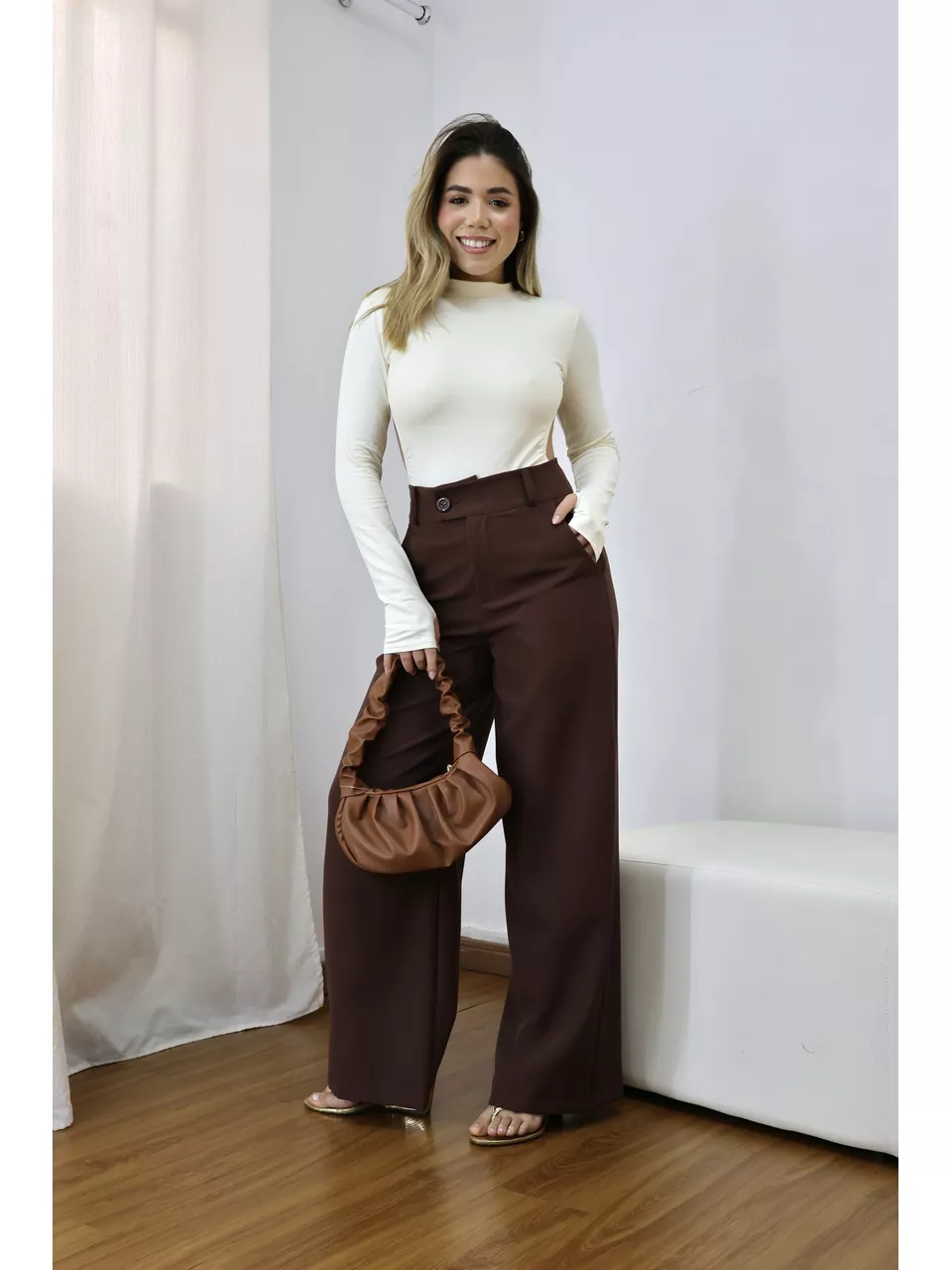 Calça Pantalona Feminina Alfaiataria Malu Marrom - Loja Benditta