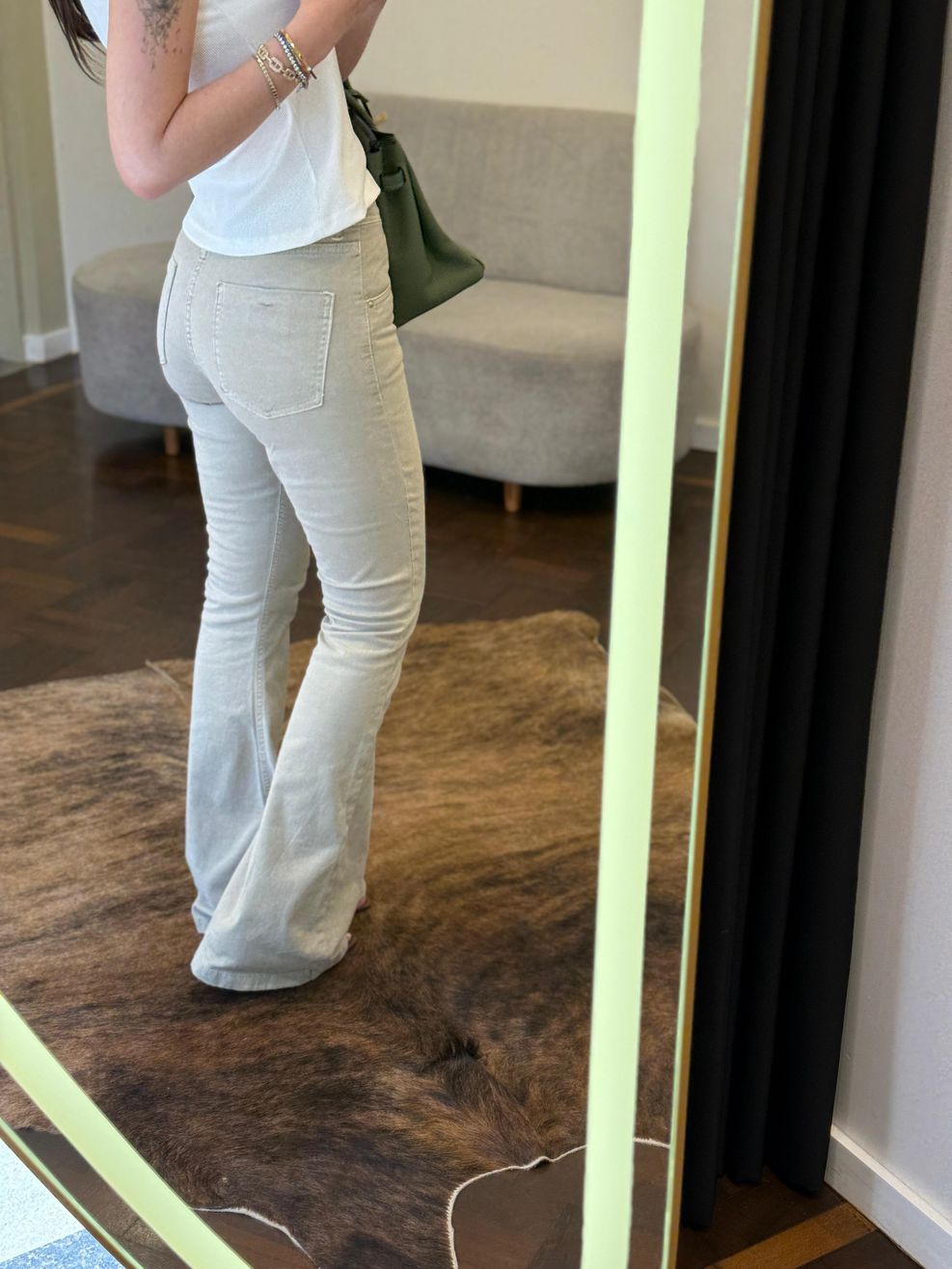 Calça Jeans Flare Ultra Elastano Areia 
