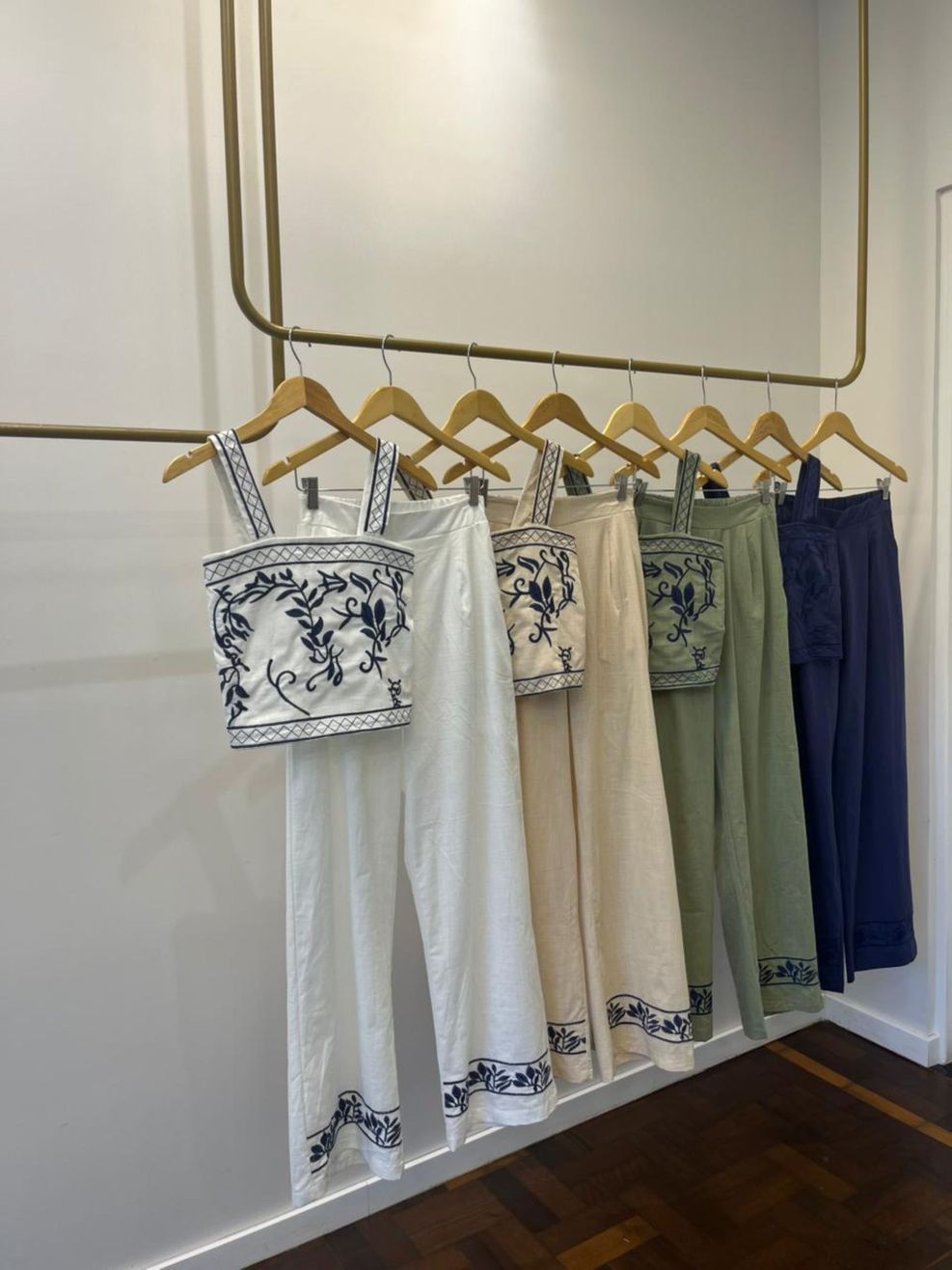 Conjunto Alfaiataria Bordado Olympia - Off White 