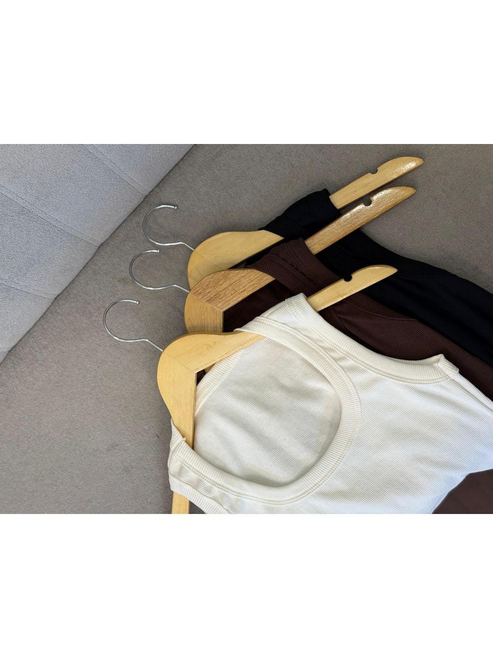 Kit 3 Regatas Ribana Premium BASICMATCH - Off White/Marrom/Preto