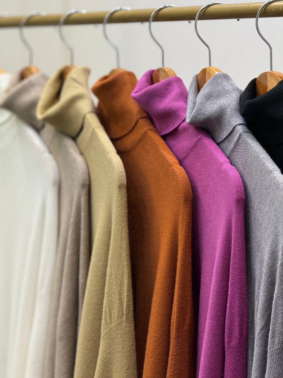 Blusa Ampla Fio Modal de Mangas Mais Justas - Bege