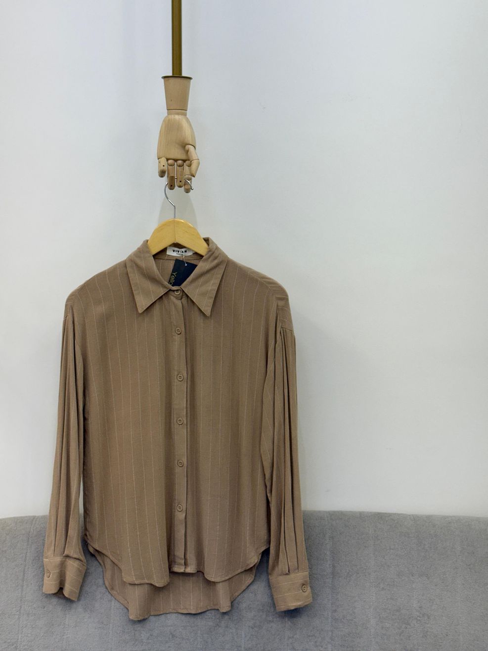 Camisa Linho Misto Risca de Giz - Bege