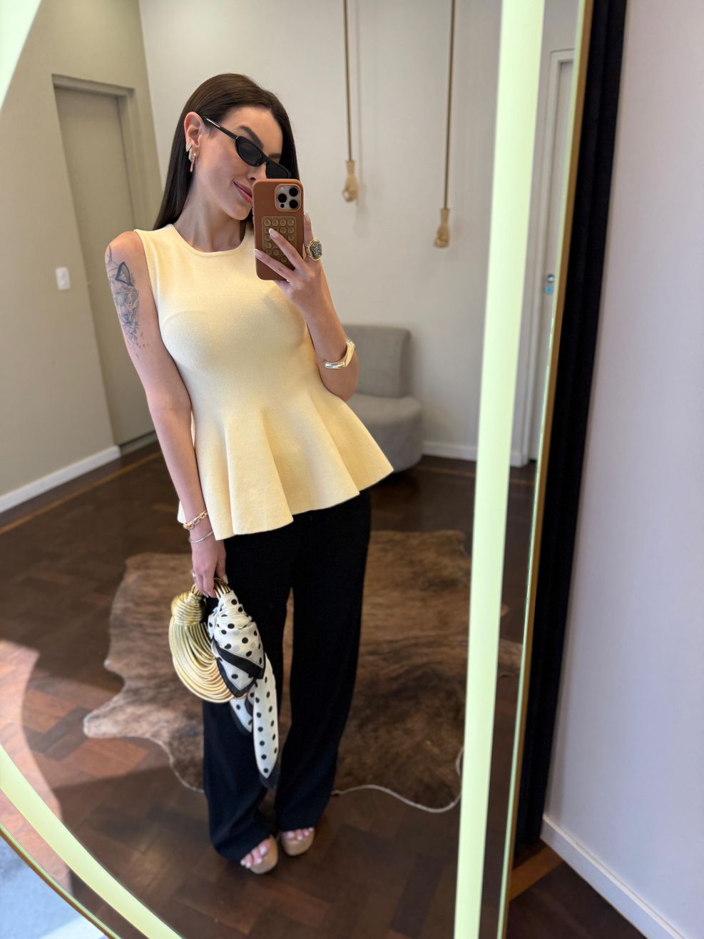 Blusa Fio Modal Peplum Iza - Amarelo Manteiga 