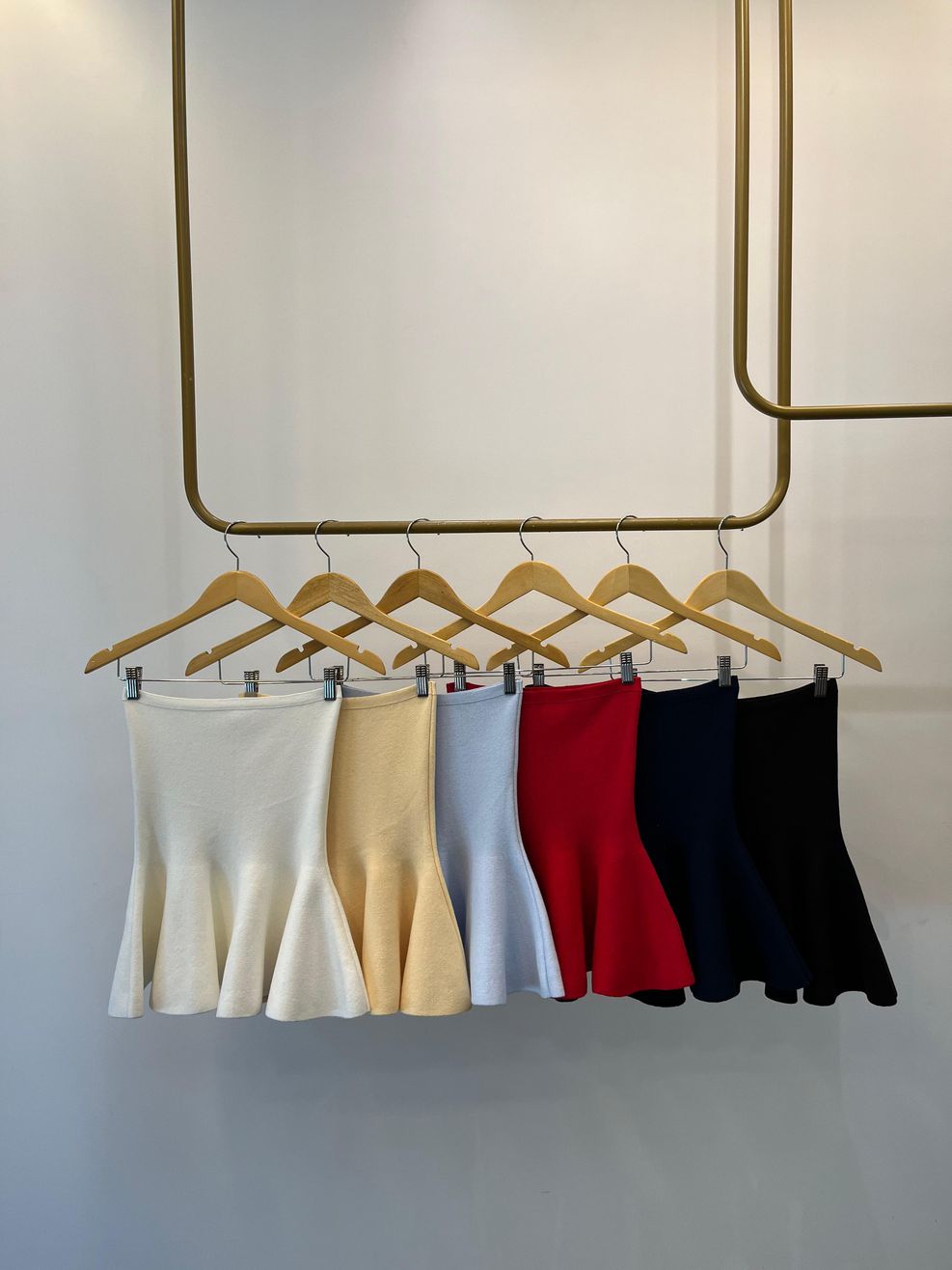 Tomara que Caia Tricot Peplum - Amarelo Manteiga