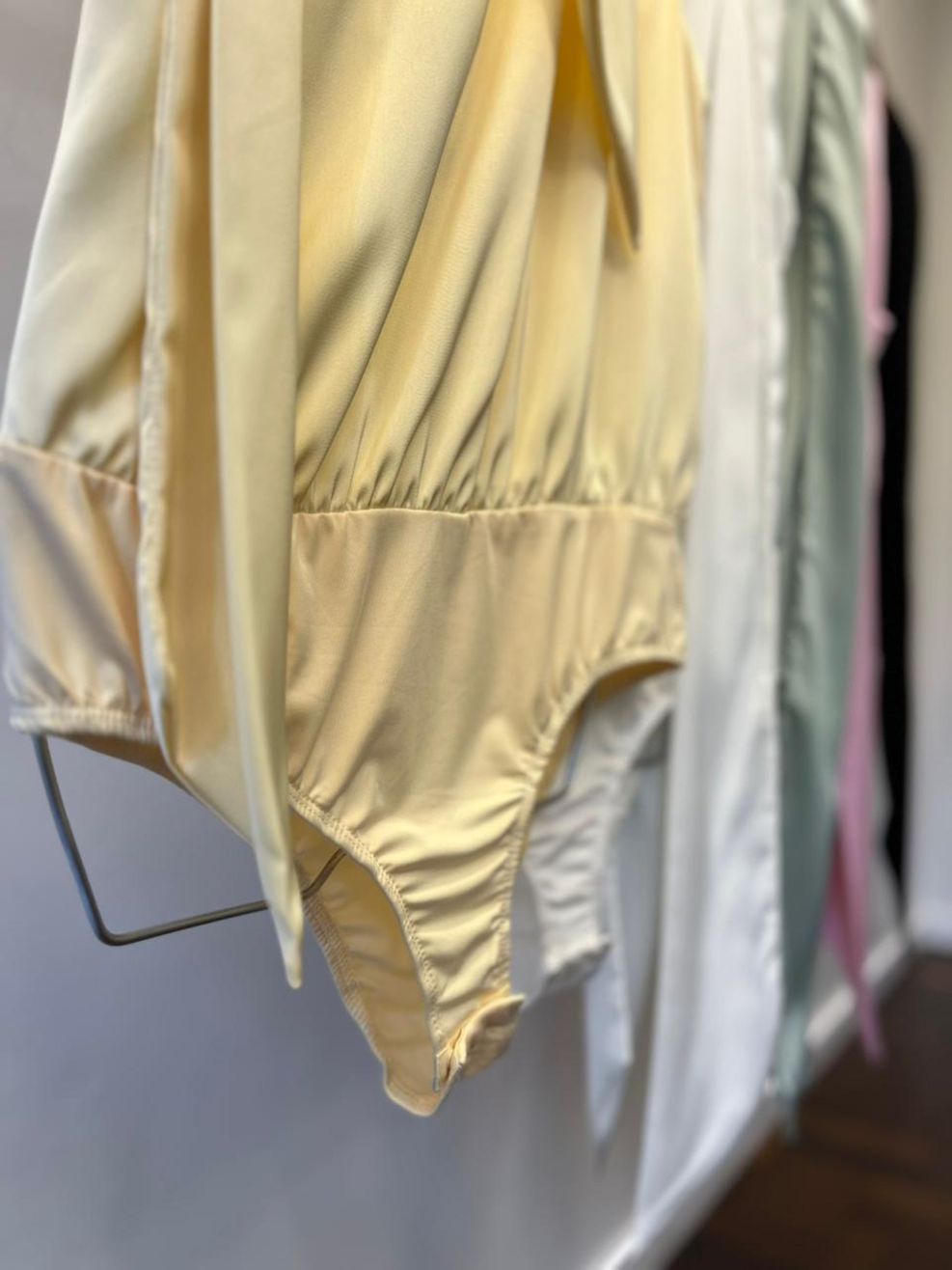 Body Cetim Maroca - Amarelo Manteiga