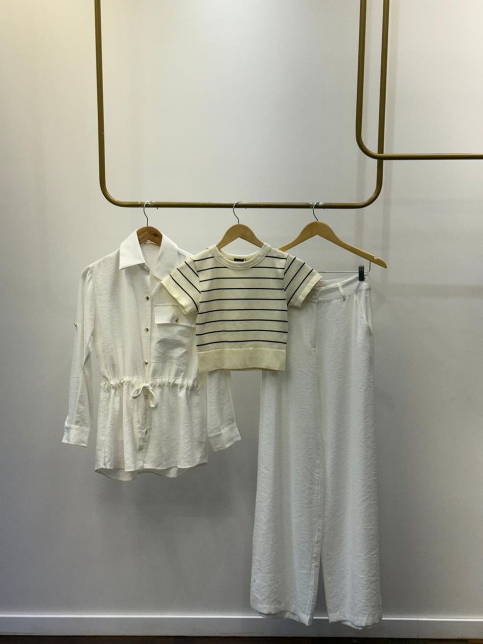 T-shirt Microfibra Cropped Iza - Listrado