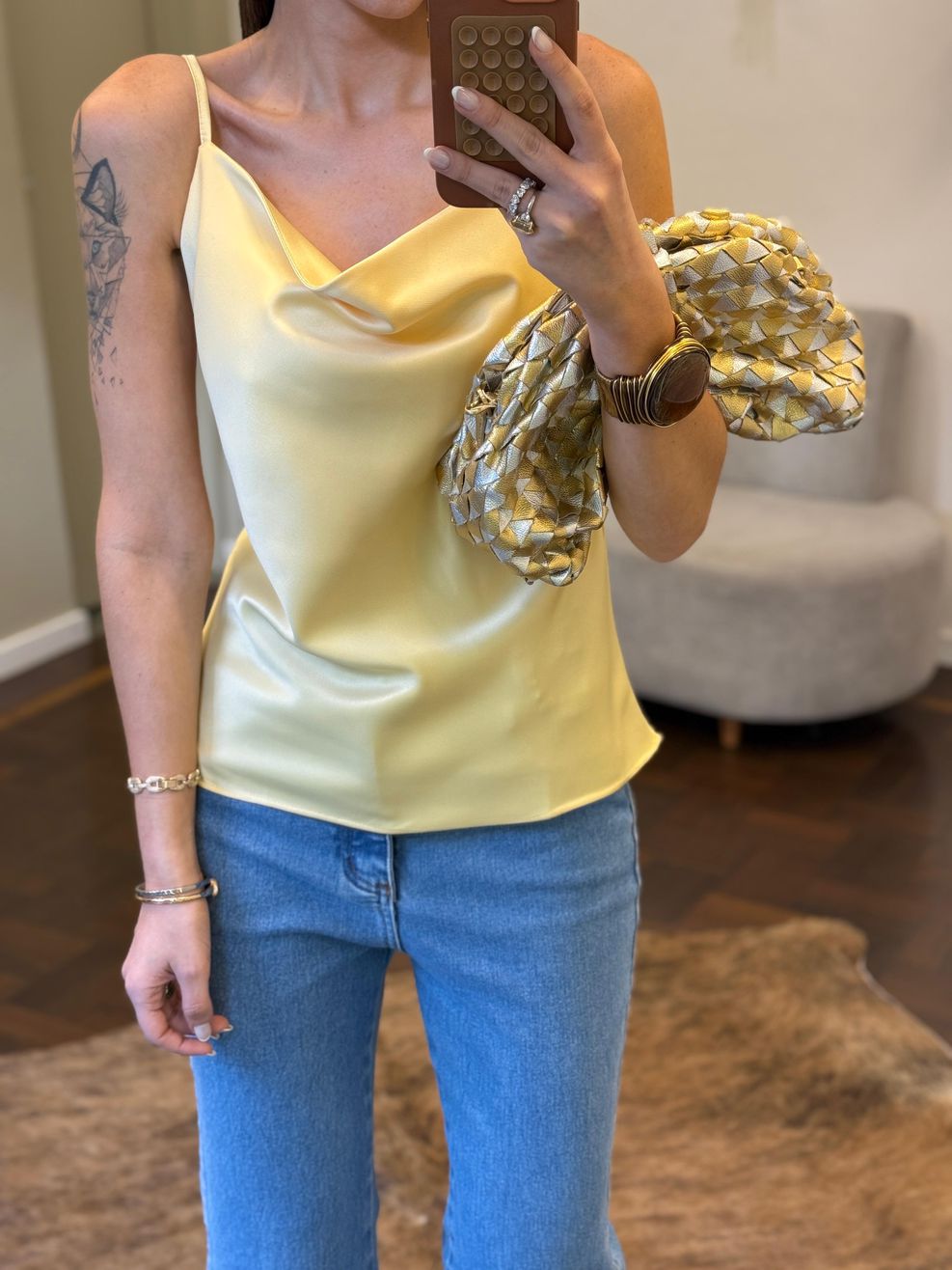 Regata Cetim Degagê - Amarelo Manteiga