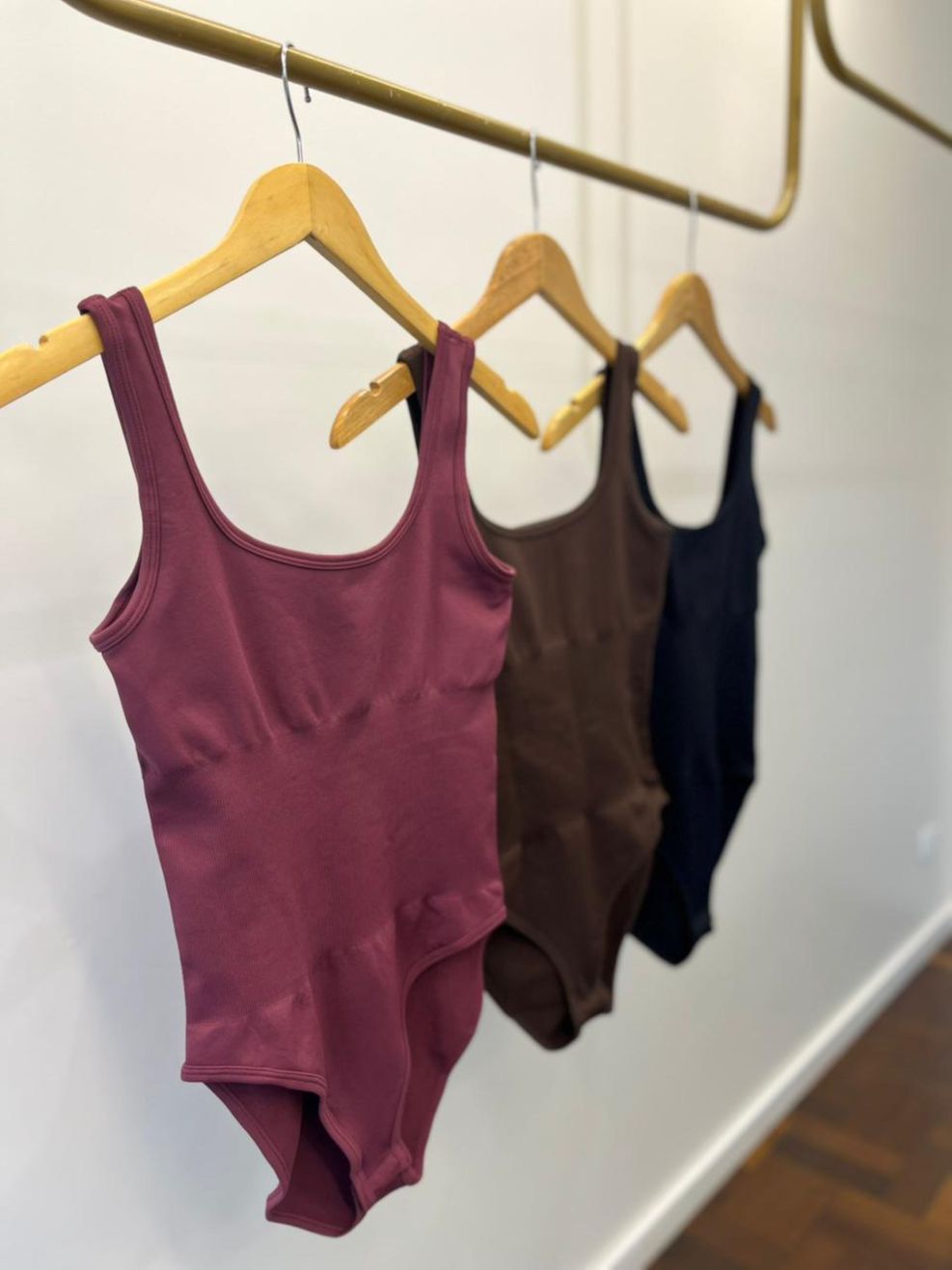 Body Modelador Karina - Marrom