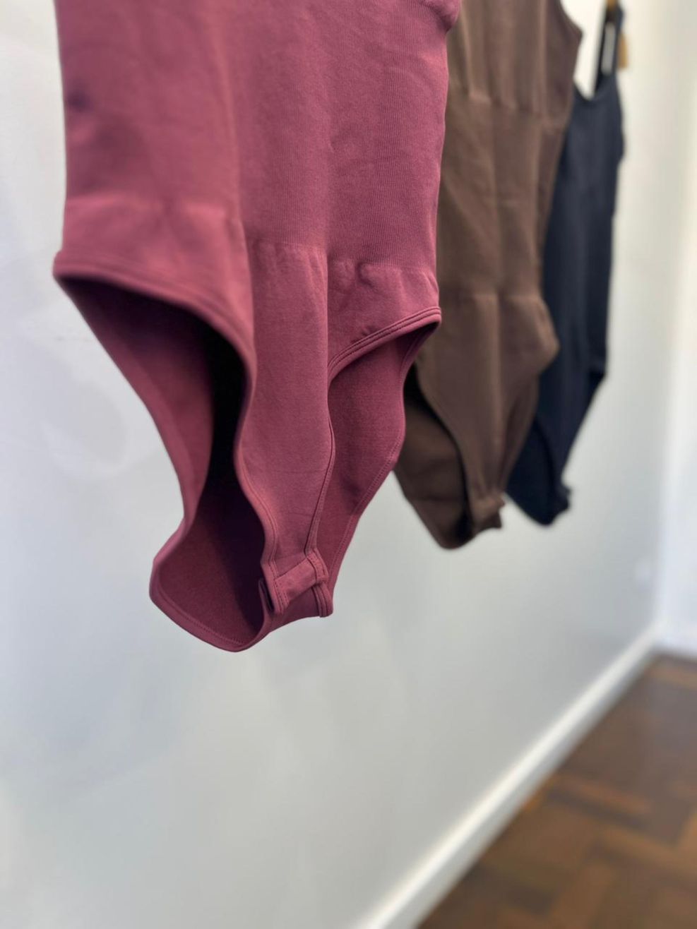 Body Modelador Karina - Marrom