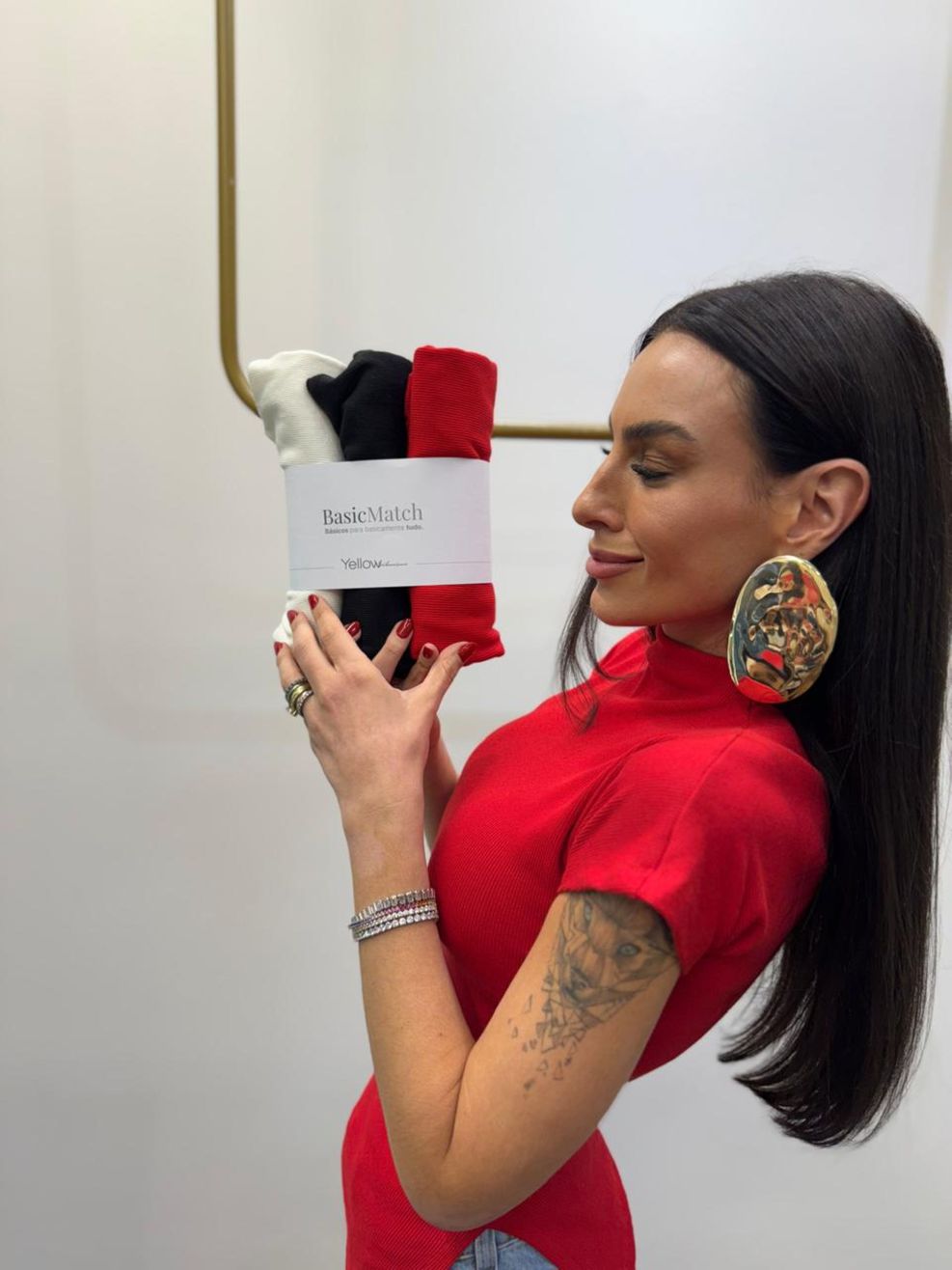 Kit BASICMATCH | 3 Blusas Ribanadas Assimétricas - Vermelha/Off White/Preta