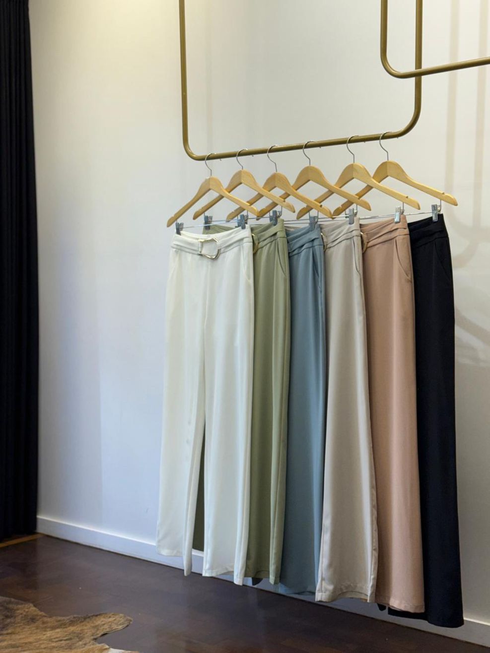 Calça Alfaiataria Cinto Orgânico - Off White 
